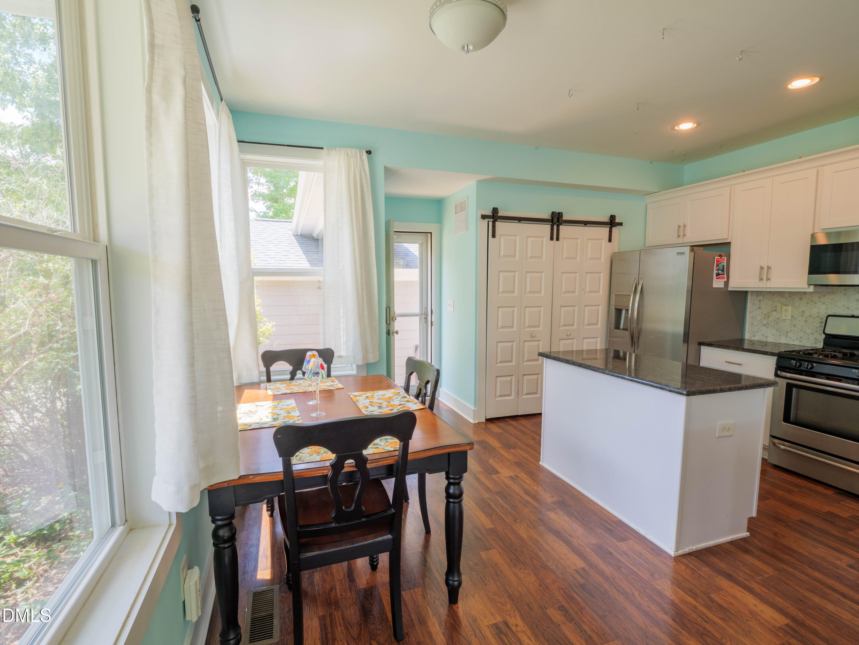 1511 Sassafras Hill Street Property Photo 12