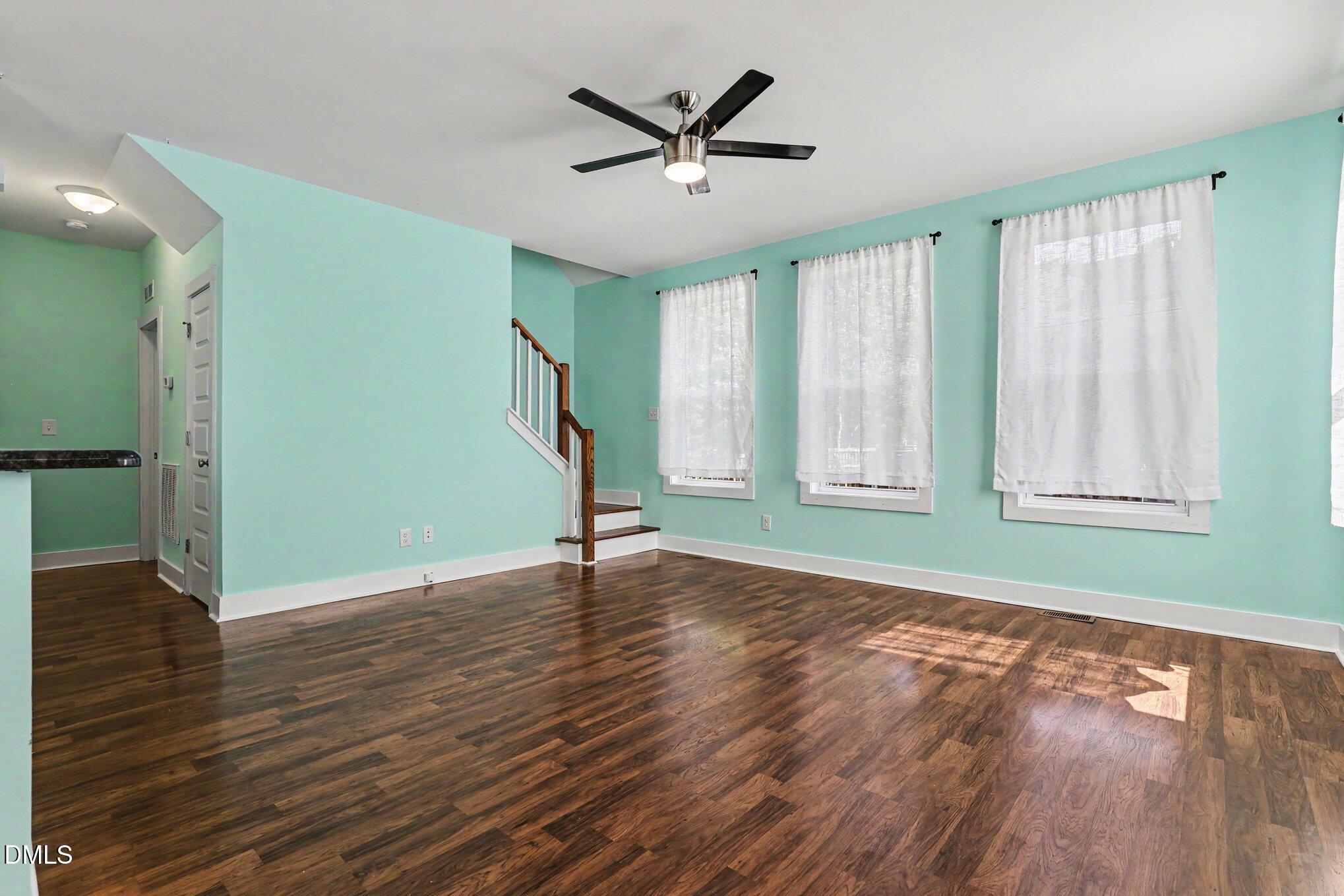 1511 Sassafras Hill Street Property Photo 14