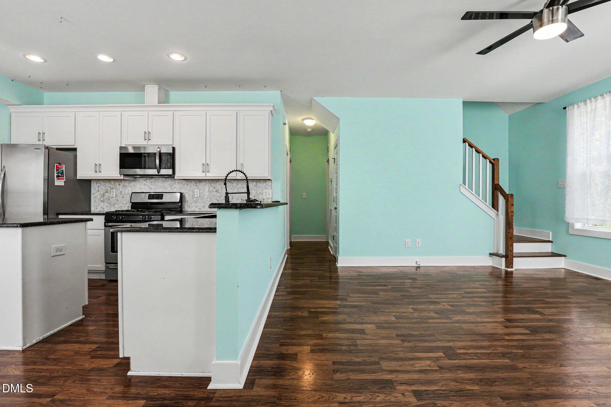 1511 Sassafras Hill Street Property Photo 15