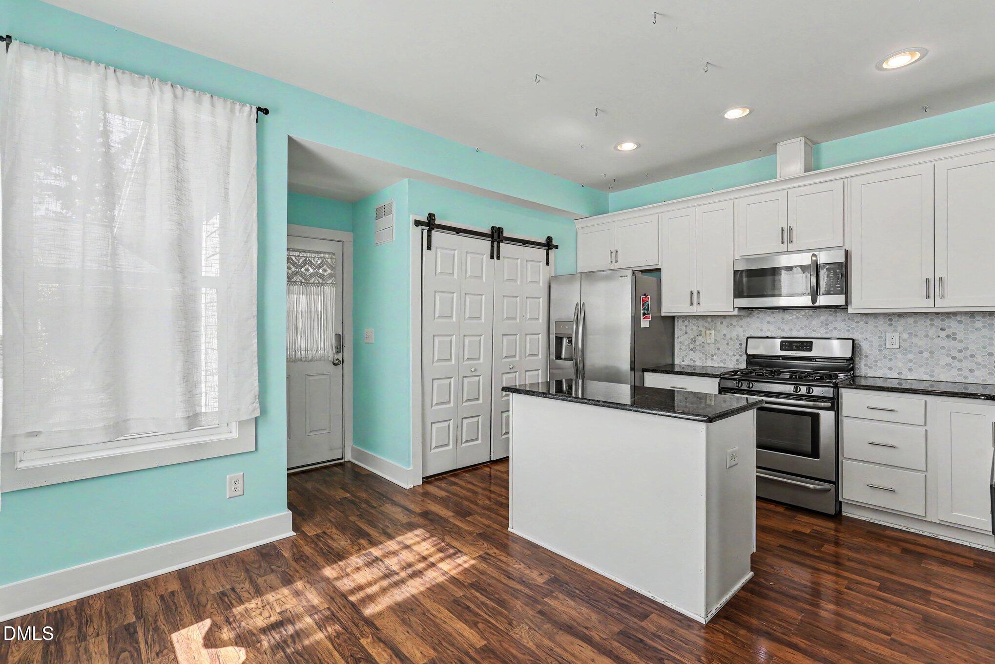 1511 Sassafras Hill Street Property Photo 16