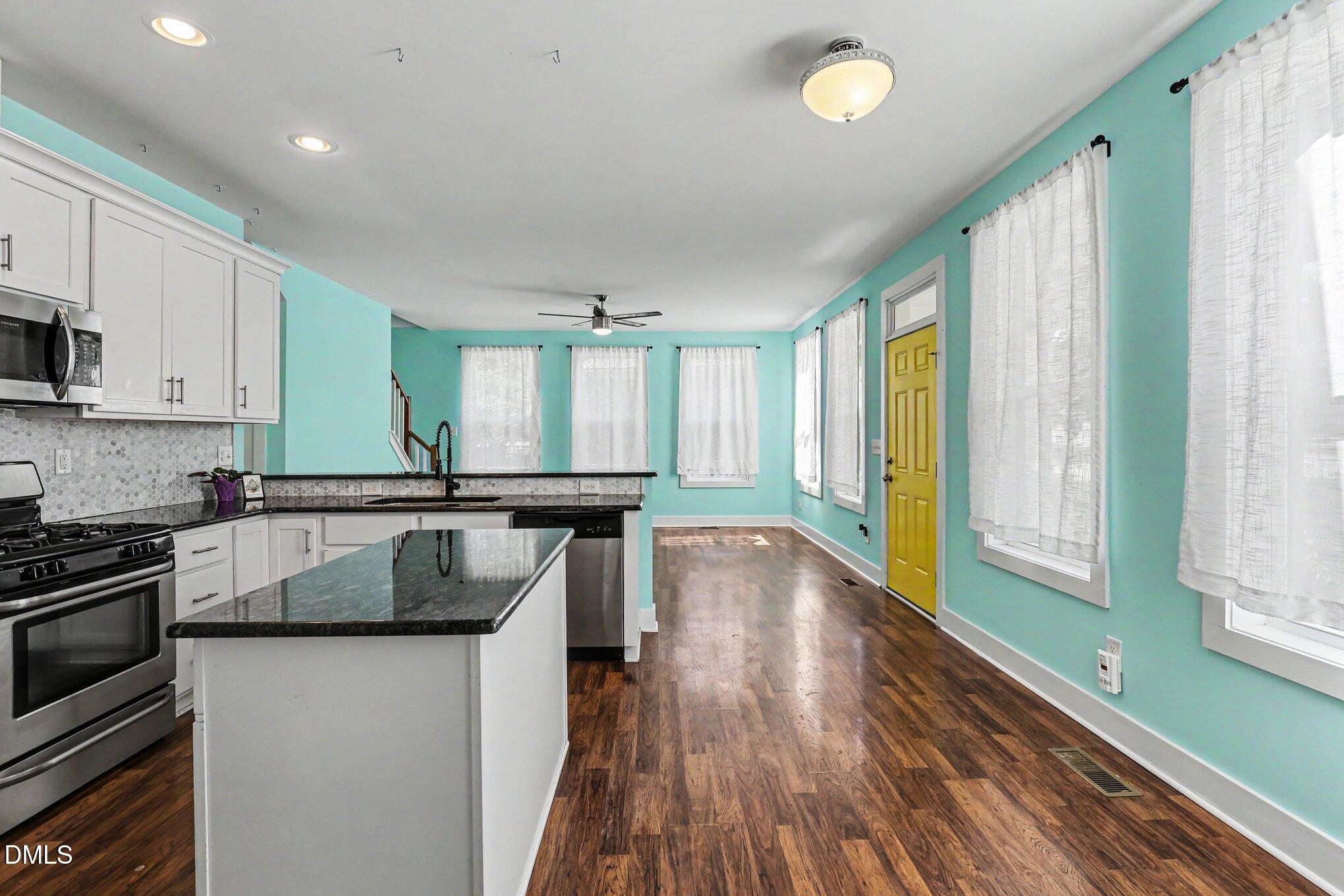 1511 Sassafras Hill Street Property Photo 17