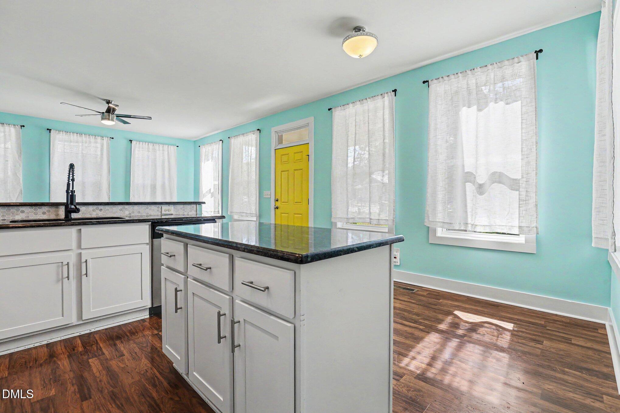 1511 Sassafras Hill Street Property Photo 18