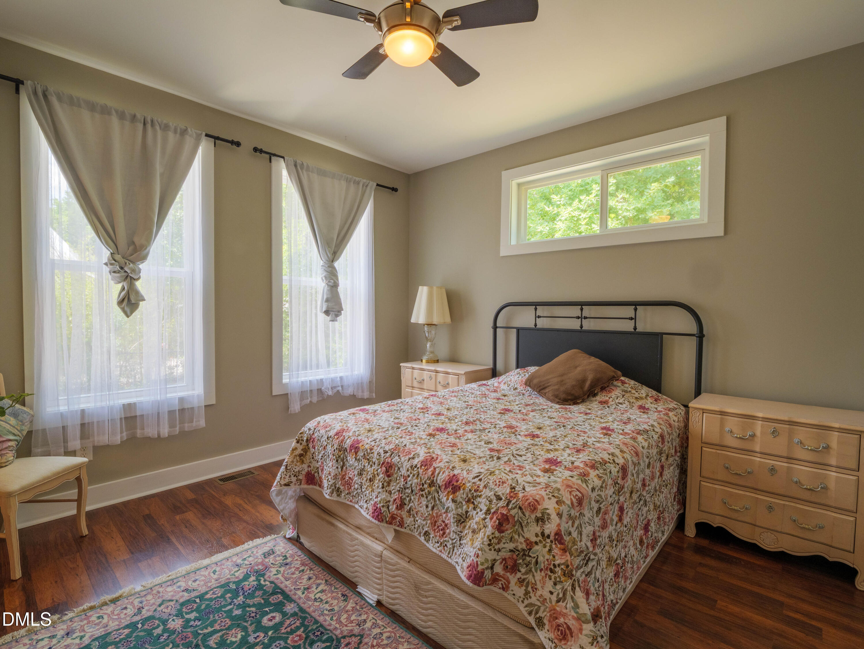 1511 Sassafras Hill Street Property Photo 22