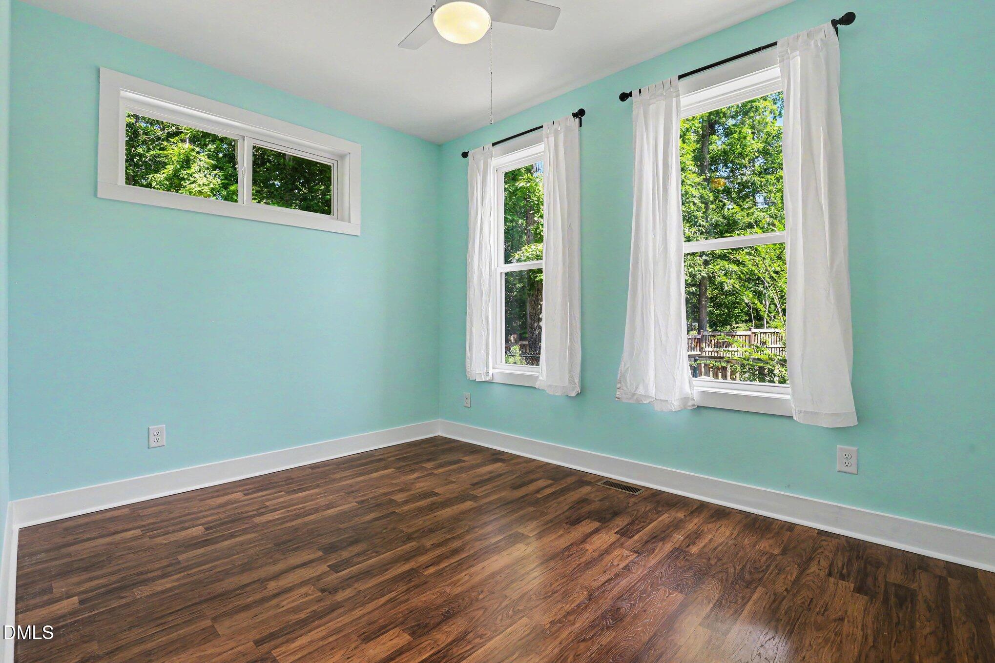 1511 Sassafras Hill Street Property Photo 29