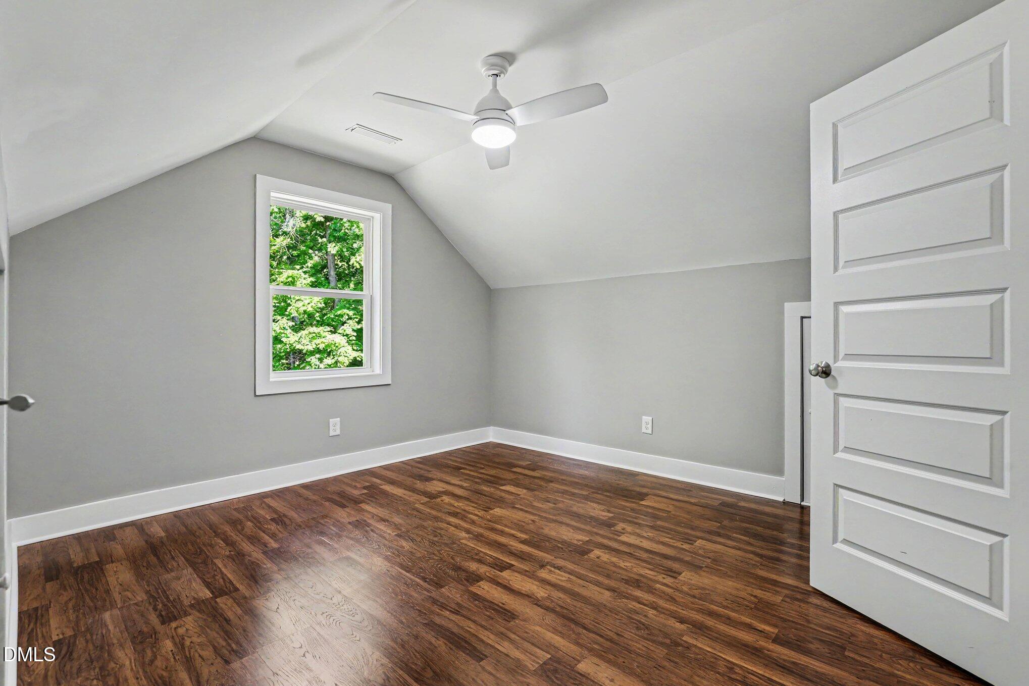 1511 Sassafras Hill Street Property Photo 36