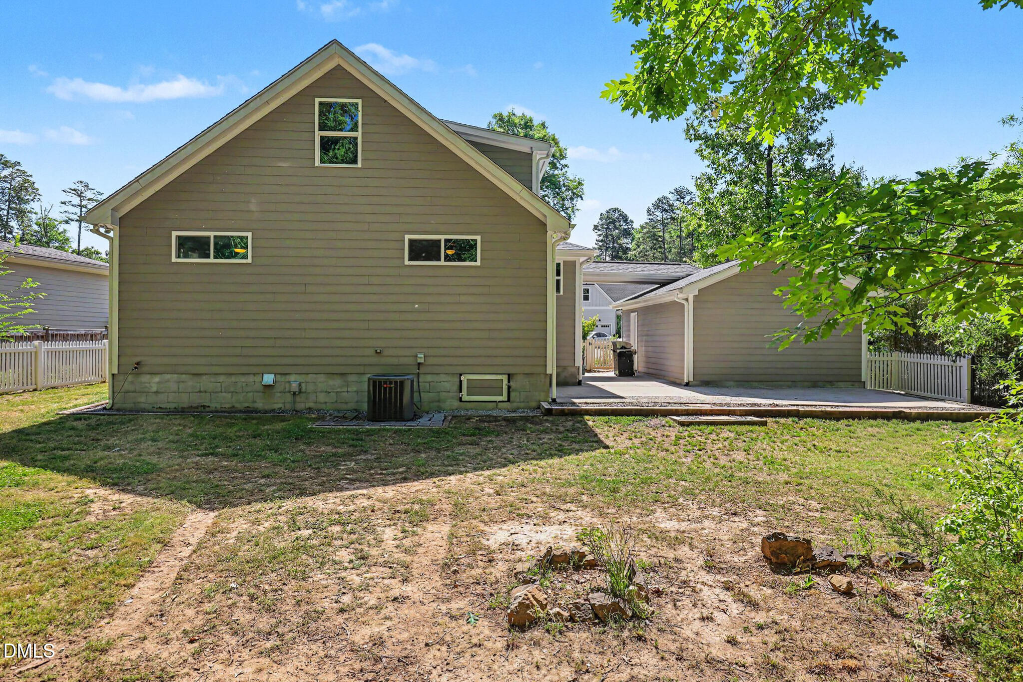 1511 Sassafras Hill Street Property Photo 39