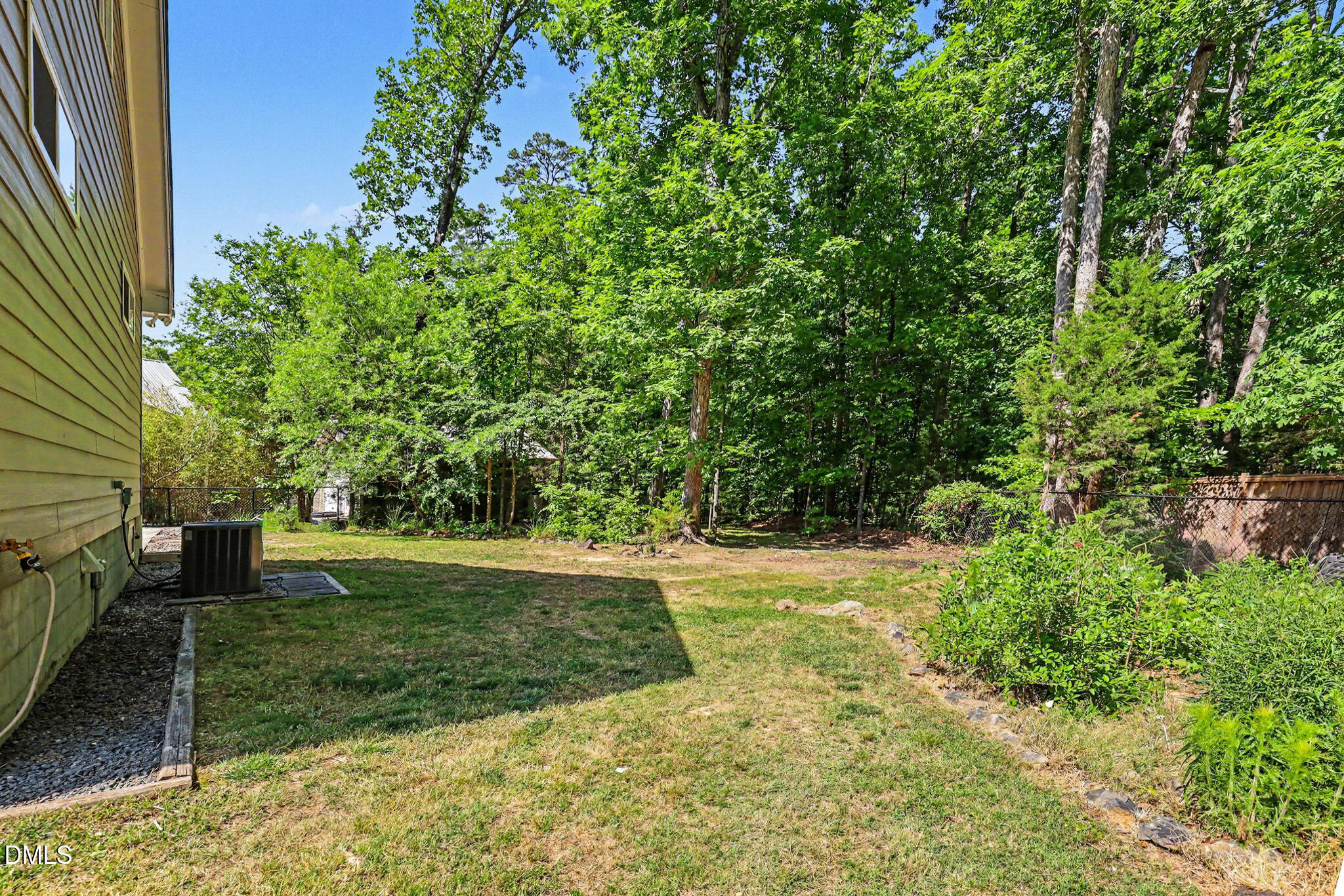 1511 Sassafras Hill Street Property Photo 43
