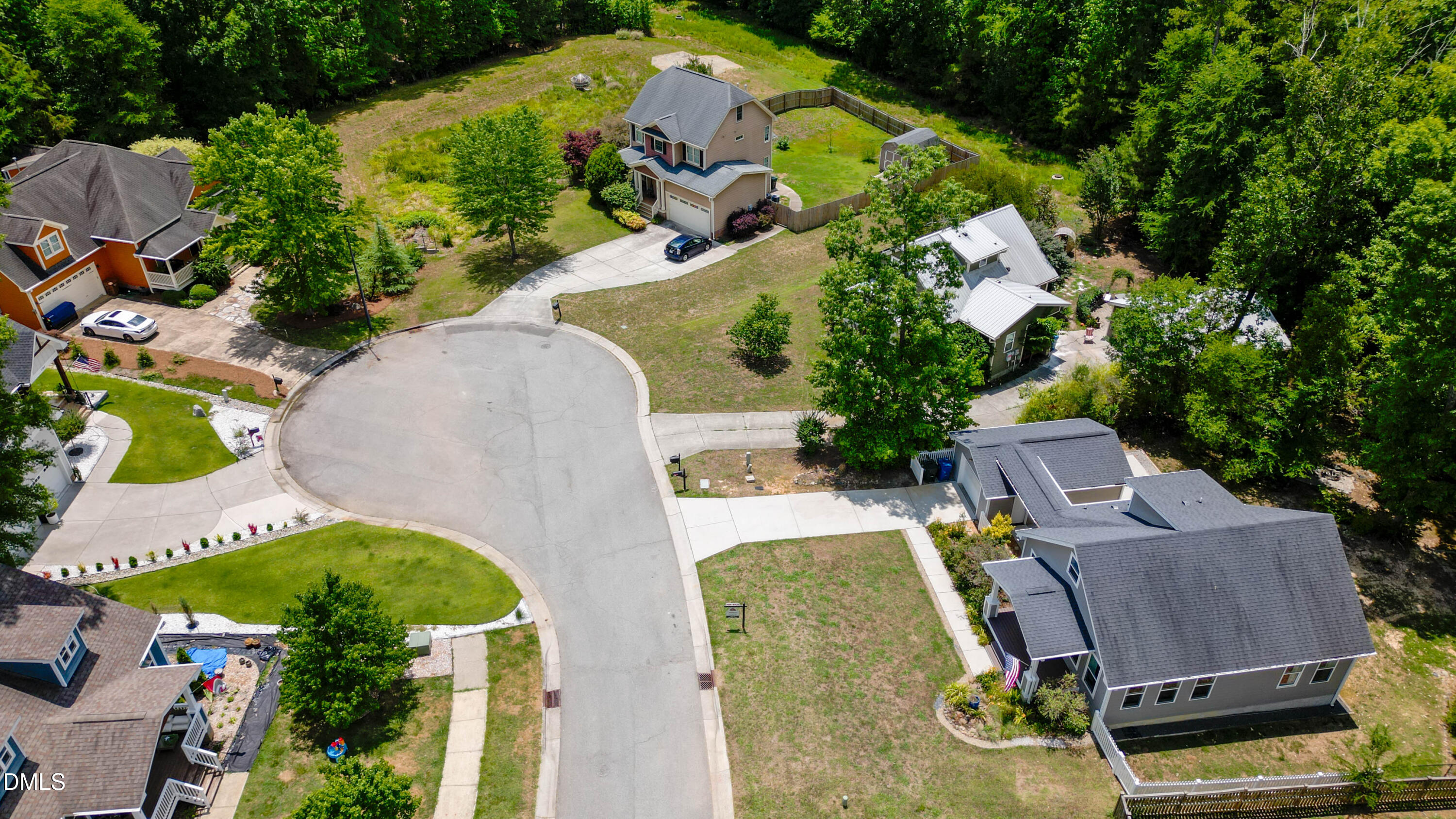 1511 Sassafras Hill Street Property Photo 46