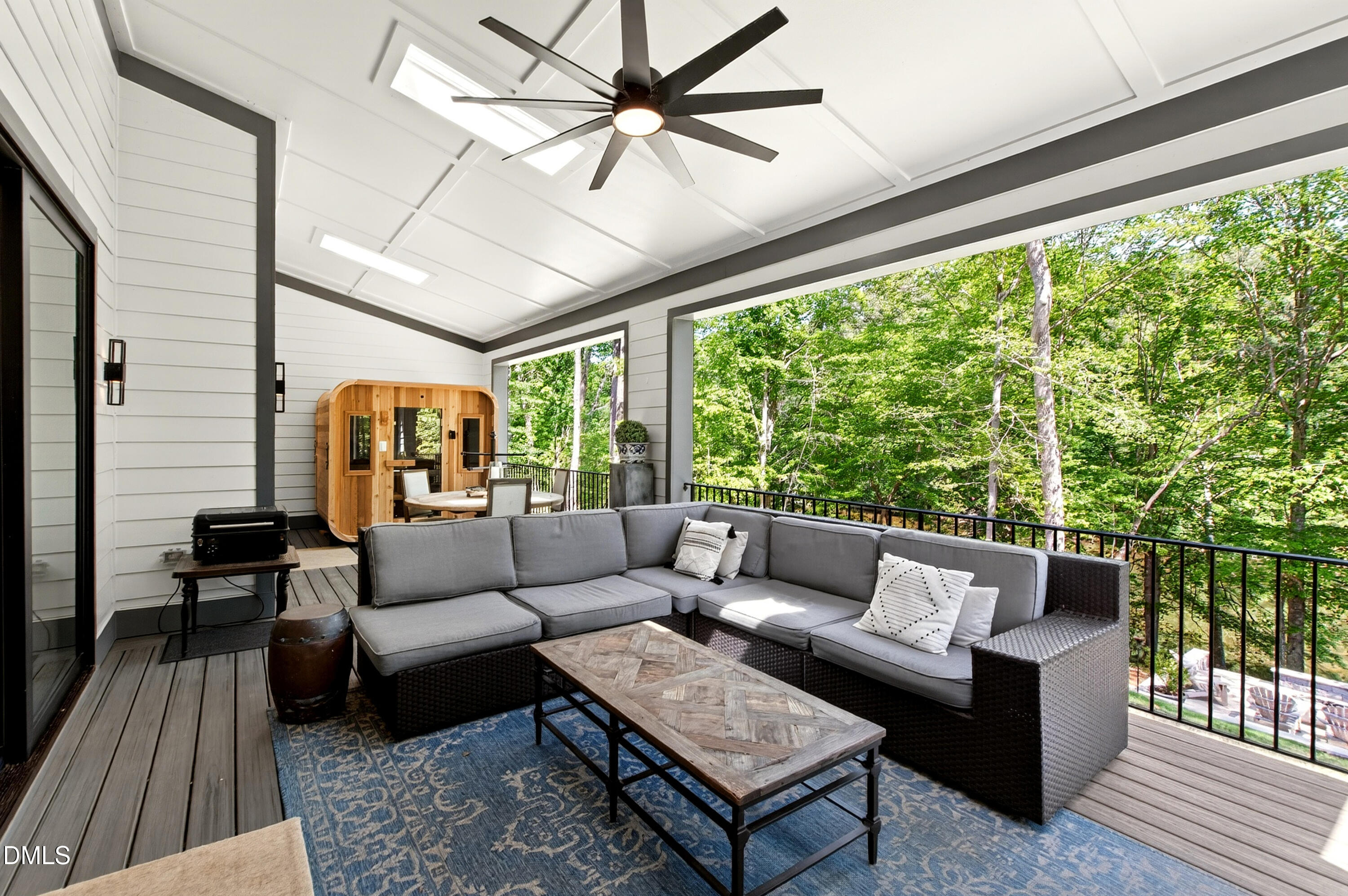 1424 Lake Adventure Court Property Photo 4