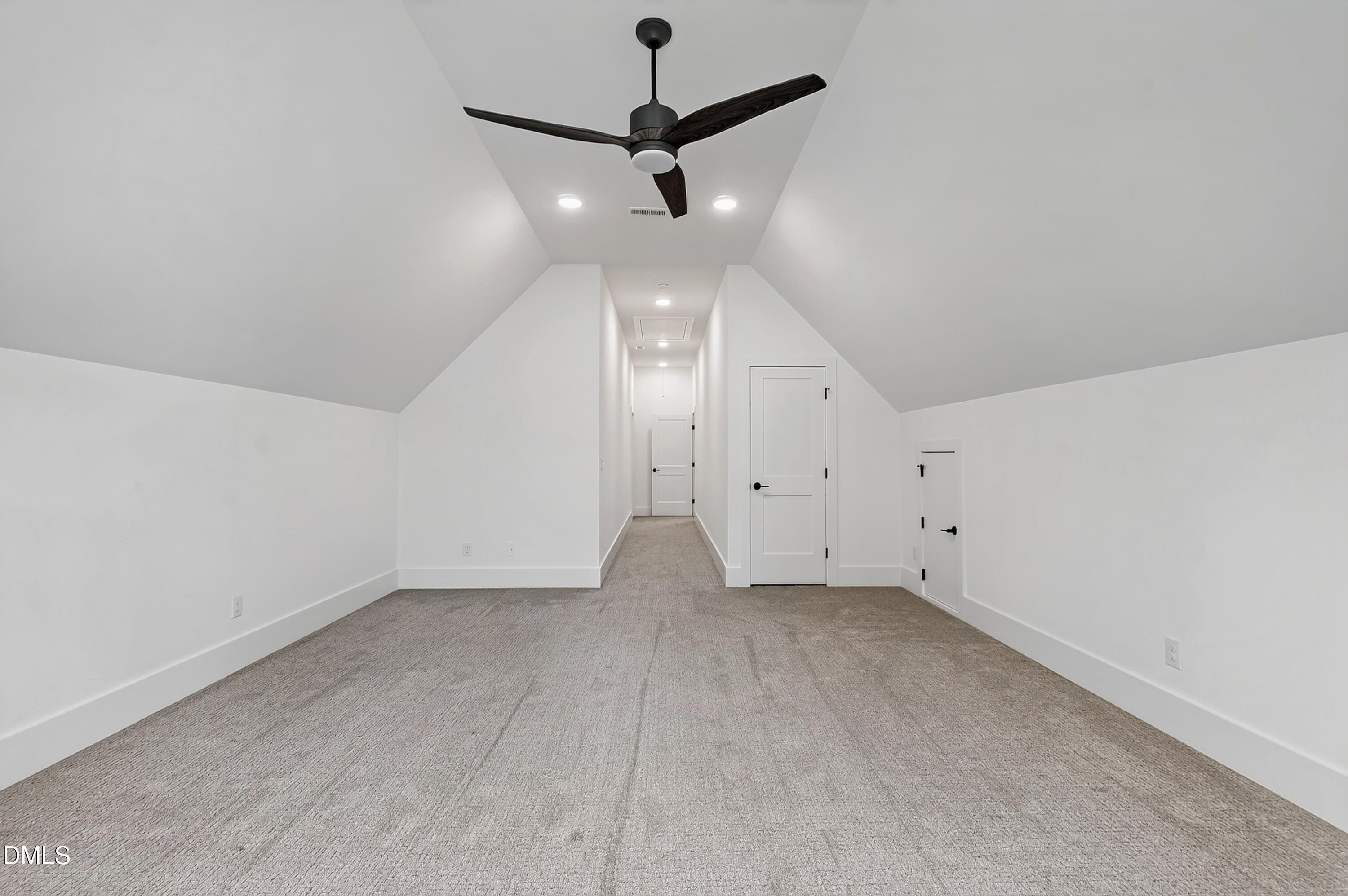 1424 Lake Adventure Court Property Photo 29