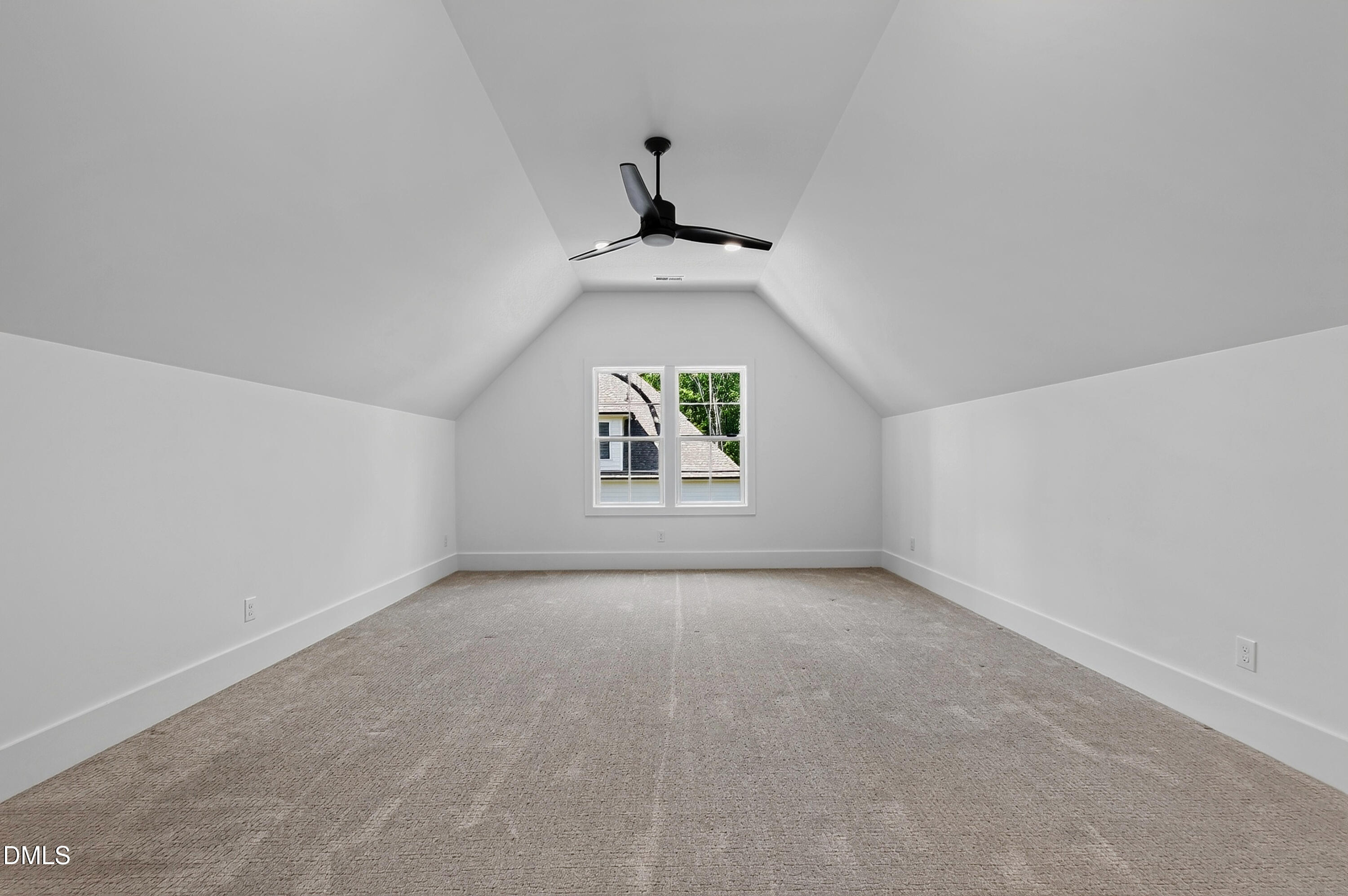 1424 Lake Adventure Court Property Photo 30
