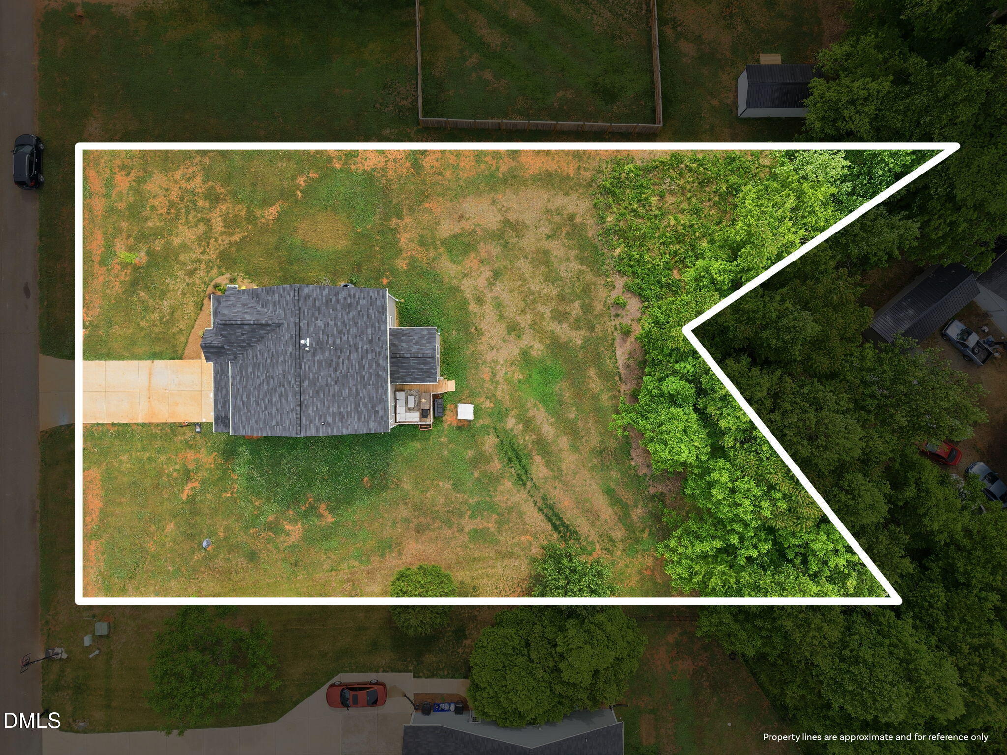 5345 Salem Woods Drive Property Photo 3