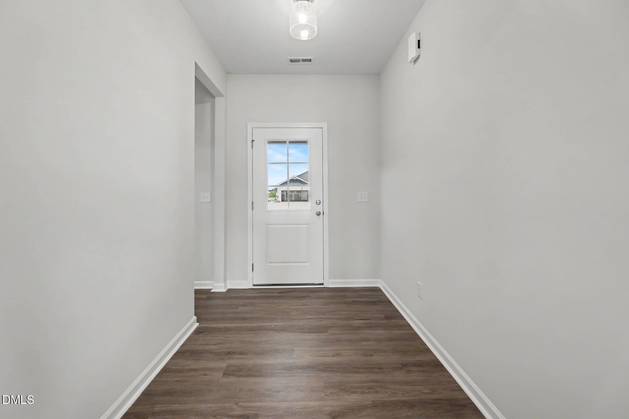 38 Fiddleneck Court (41) Property Photo 5