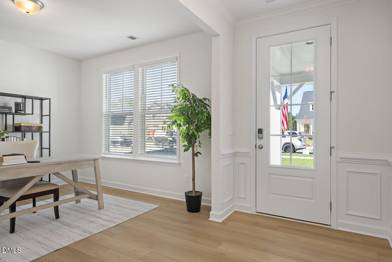 824 Diana Victoria Court Property Photo 2