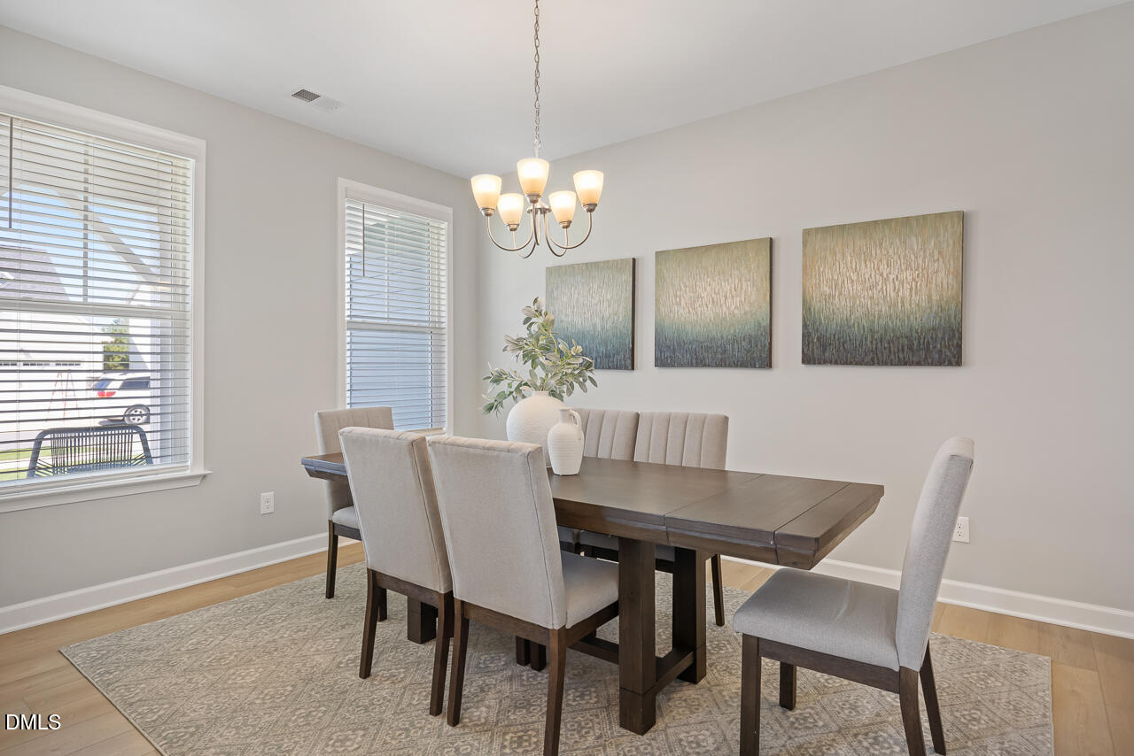 824 Diana Victoria Court Property Photo 4