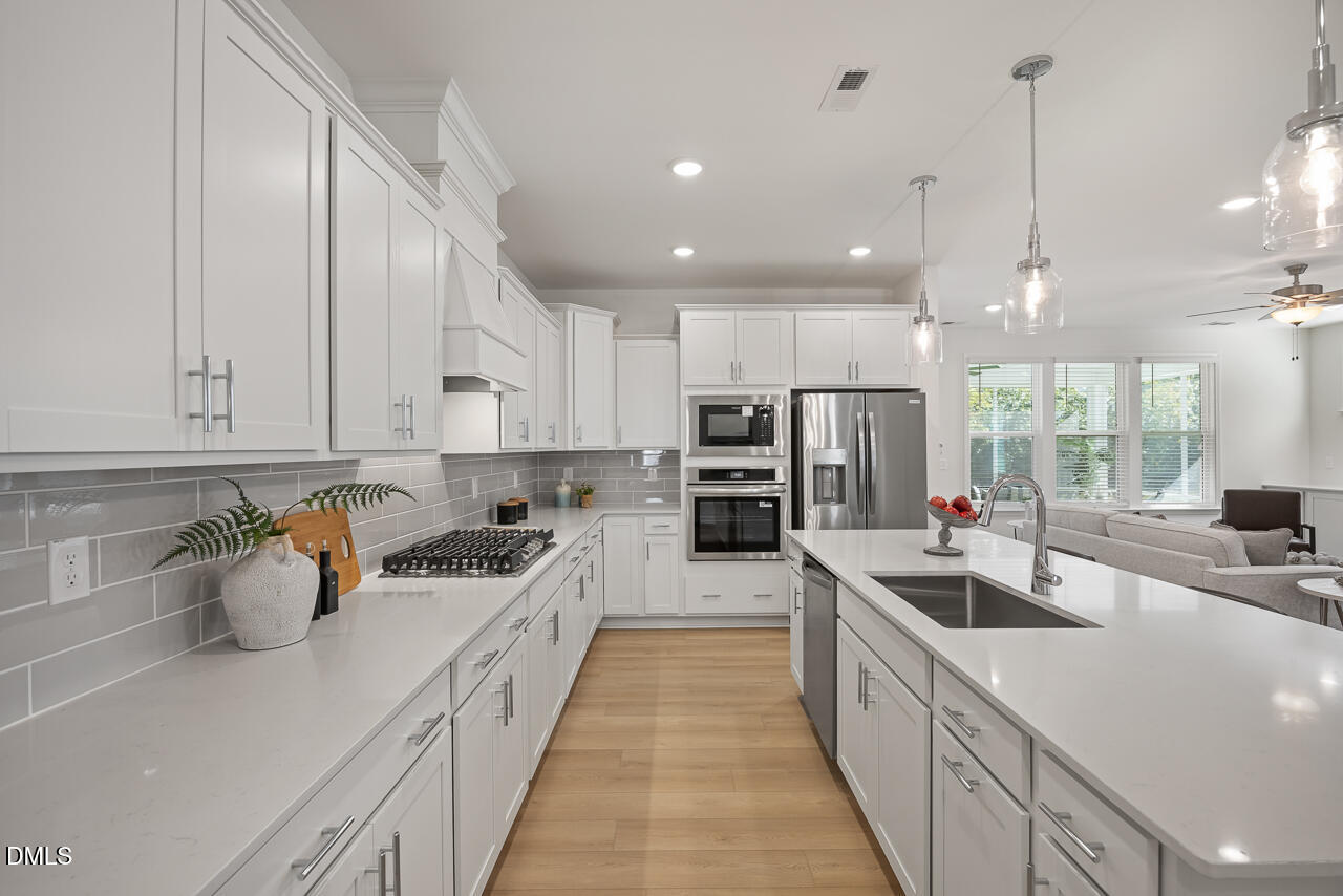 824 Diana Victoria Court Property Photo 14