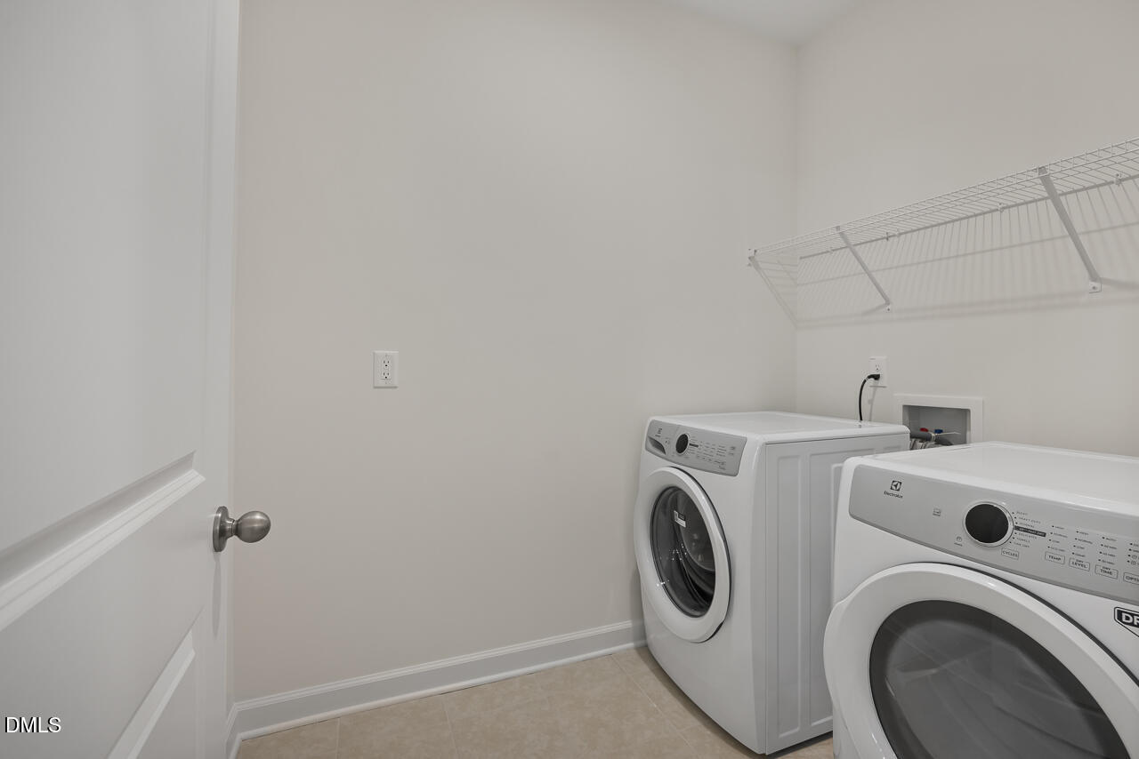 824 Diana Victoria Court Property Photo 18