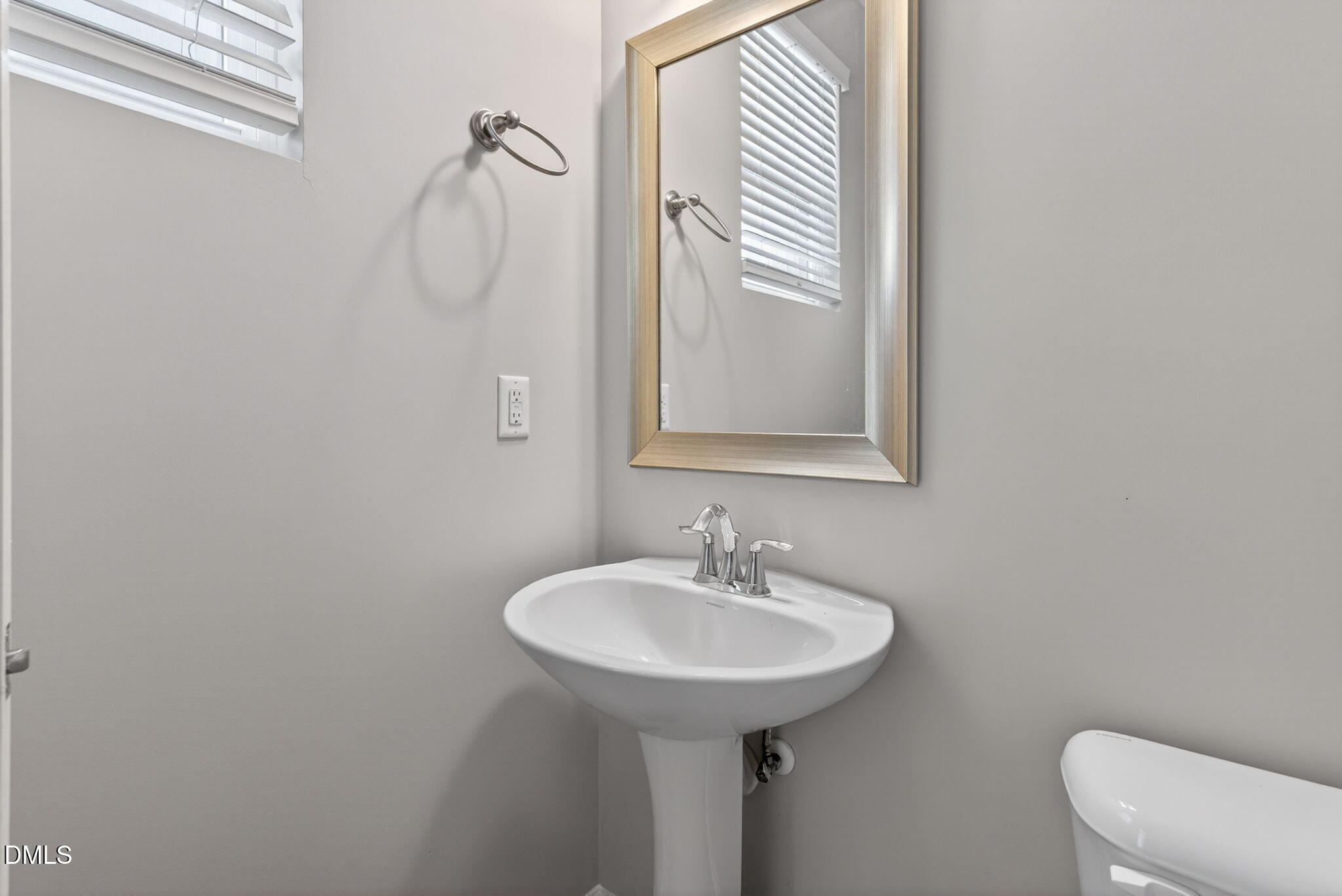 1021 Brightskies Street Property Photo 16