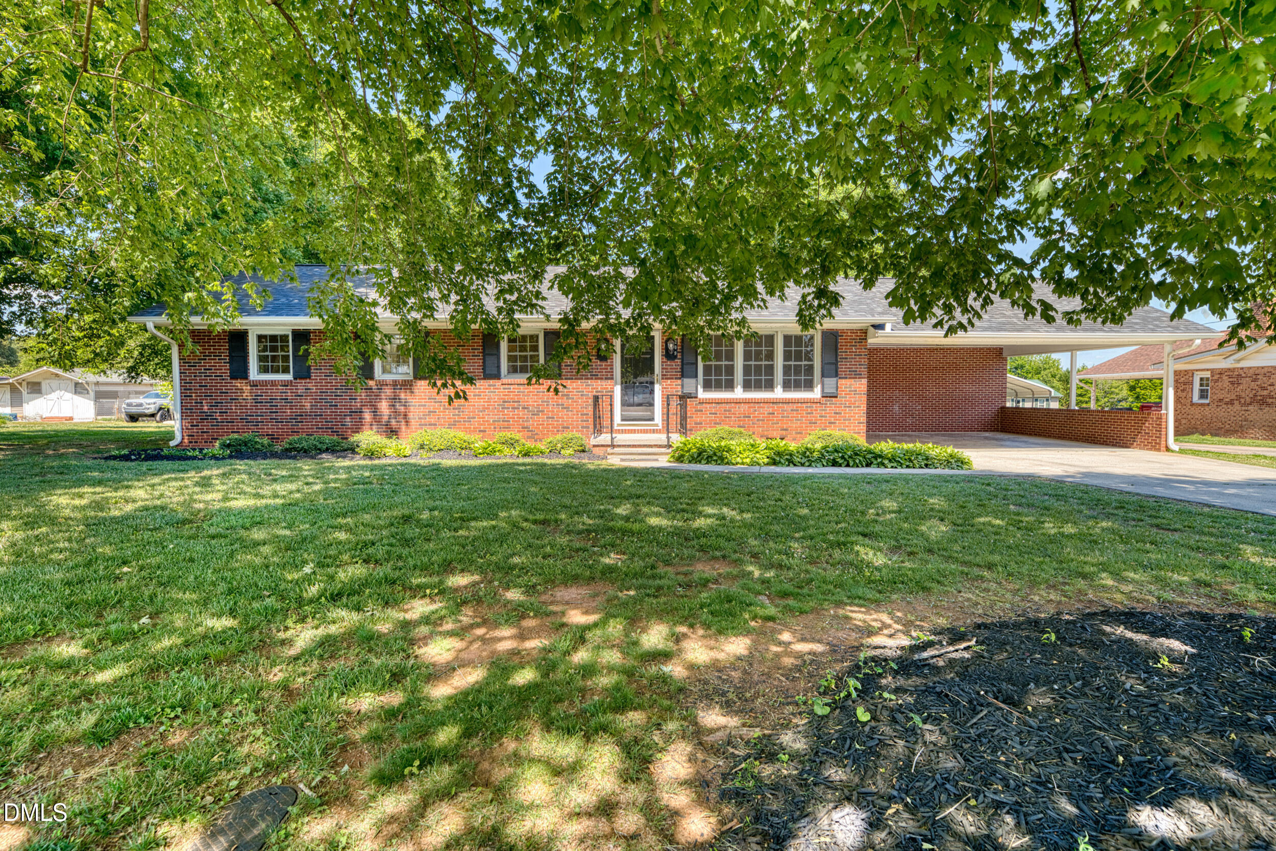 209 N Wilkins Road Property Photo 1