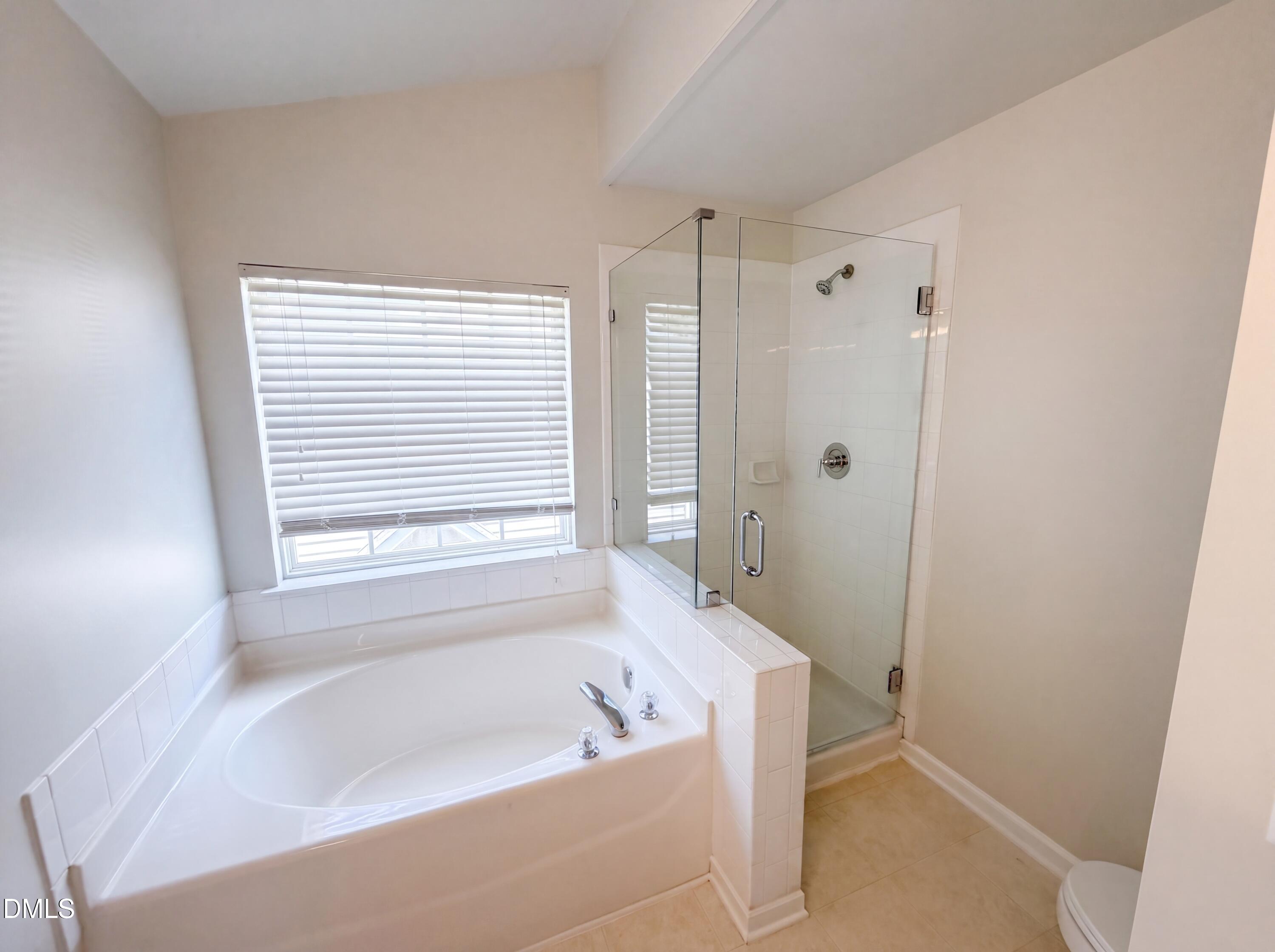 8409 Aztec Dawn Court Property Photo 13