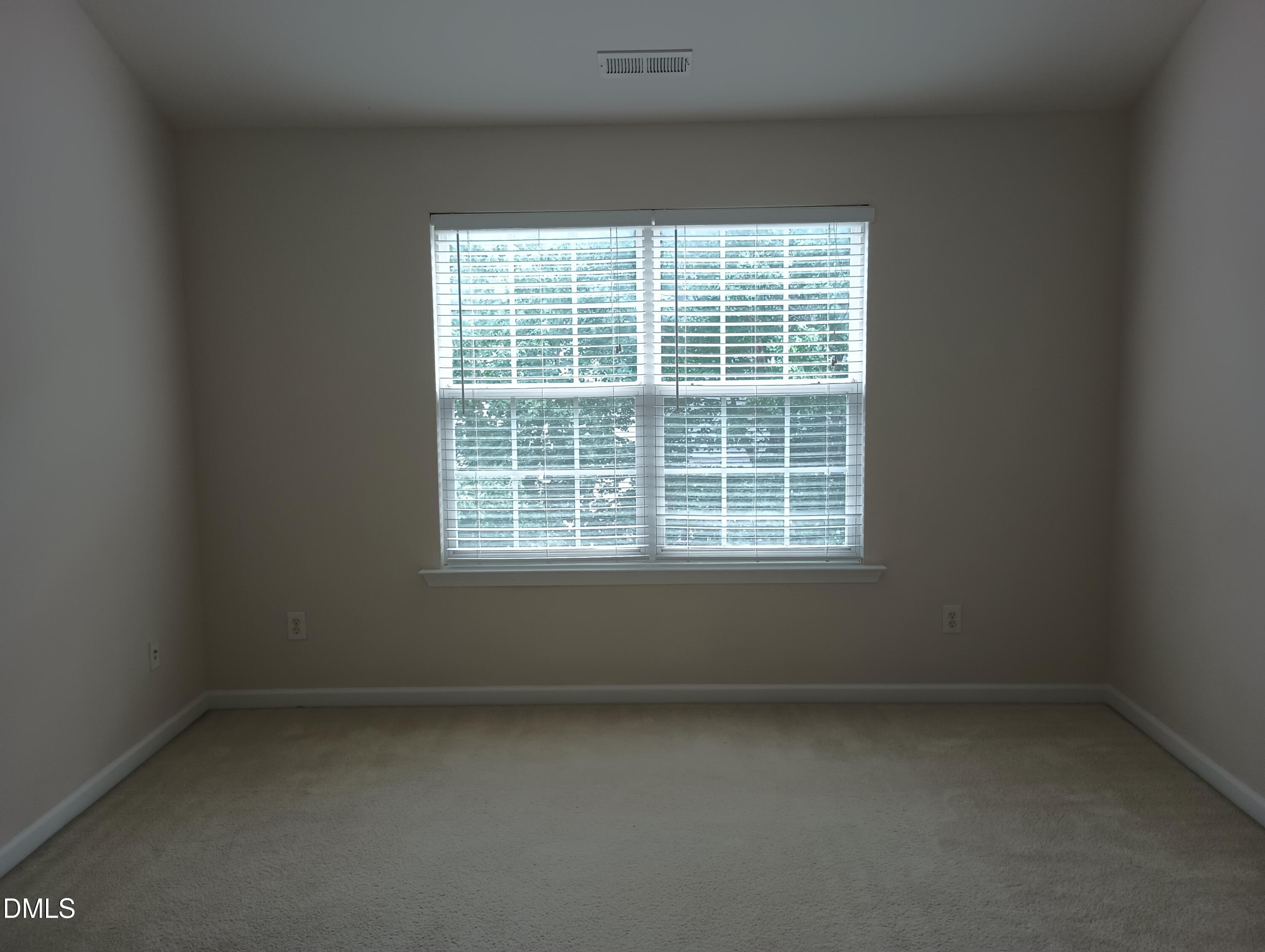 421 Madison Avenue Property Photo 18