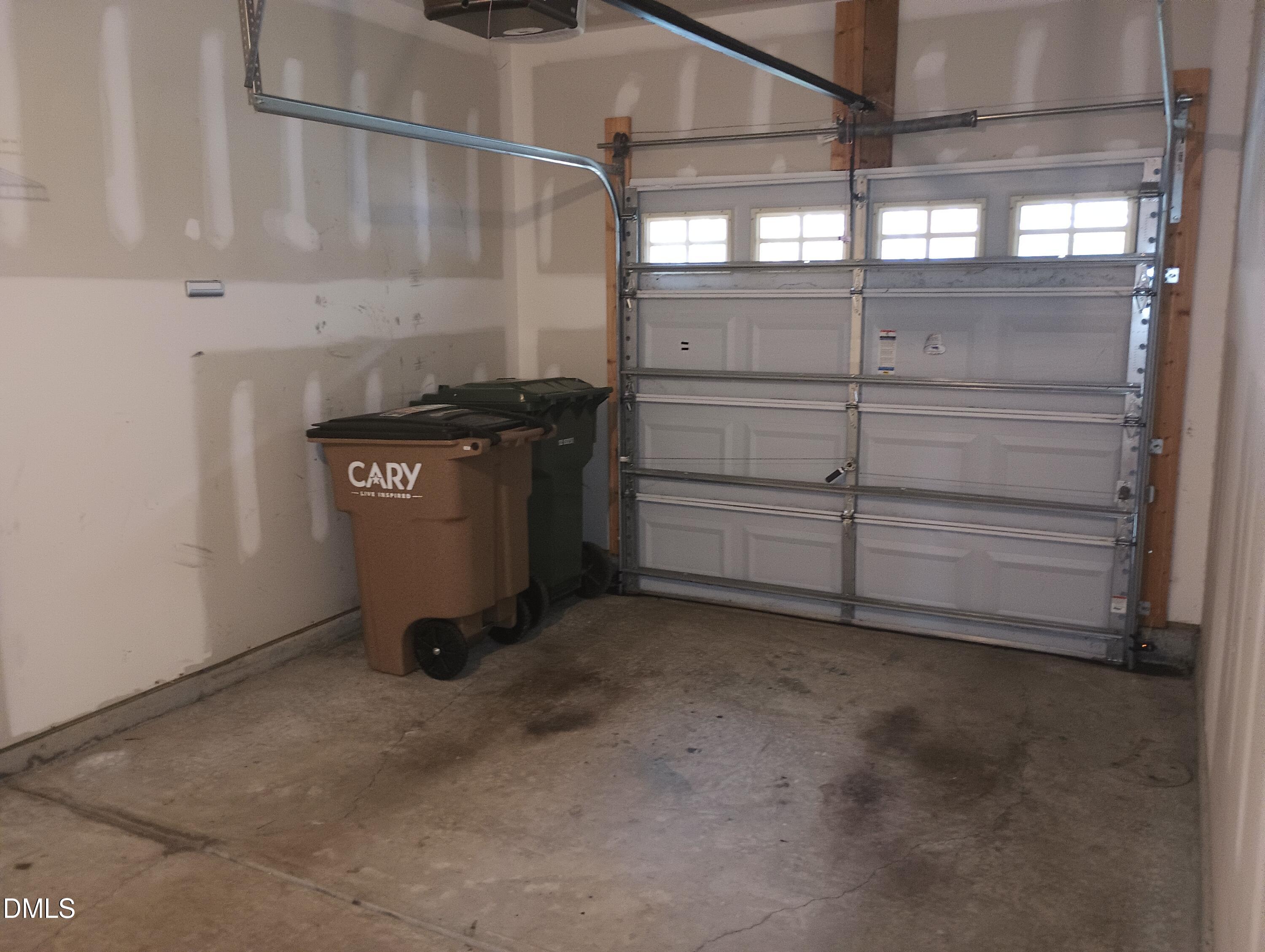 421 Madison Avenue Property Photo 29