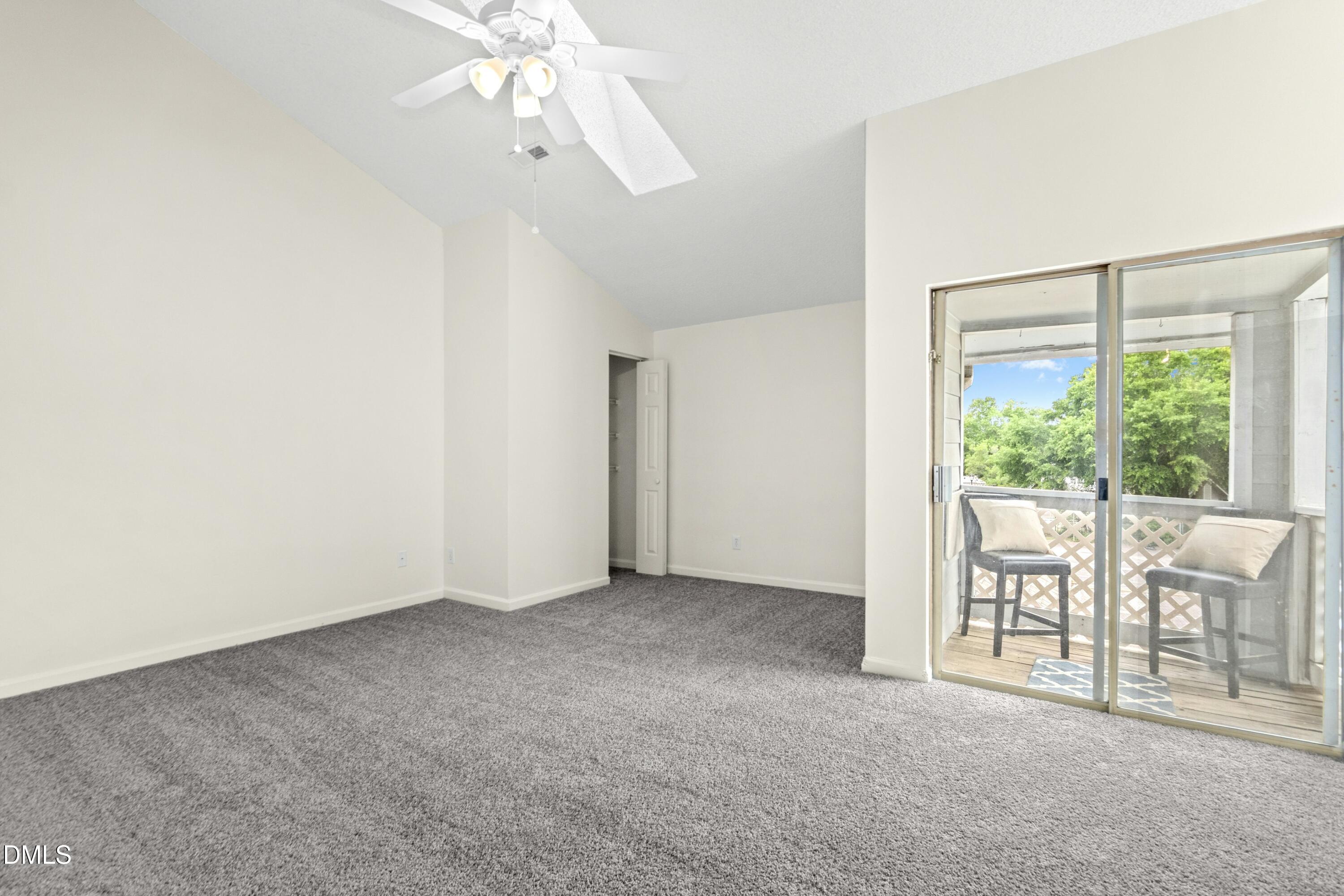 4900 Avenida Del Sol Drive 307 Property Photo 13