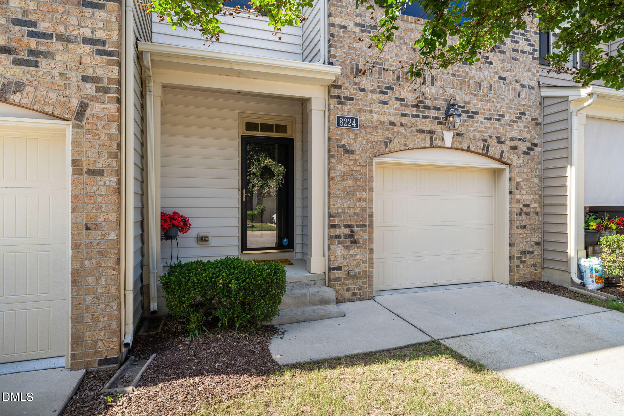 8224 Primanti Boulevard Property Photo 2