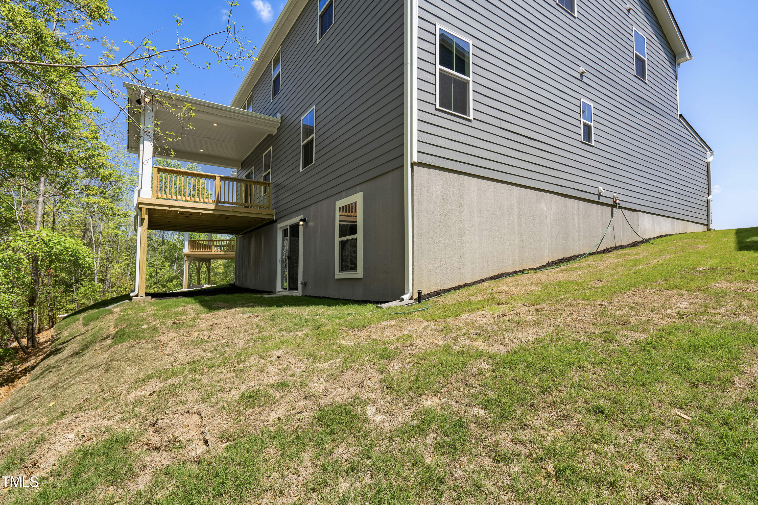 569 Freedom Trail Drive Property Photo 43