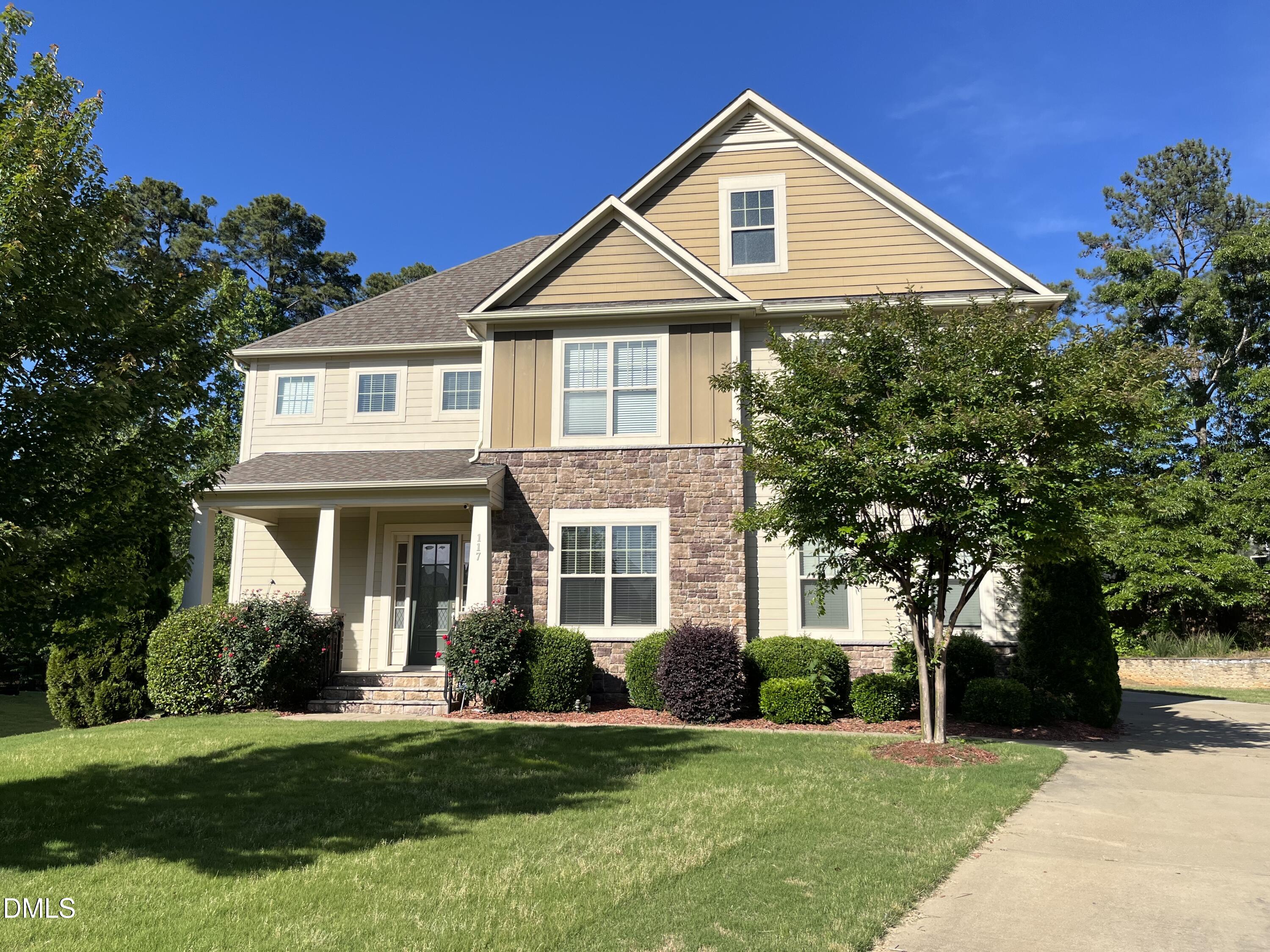 117 Winterview Place Property Photo 3
