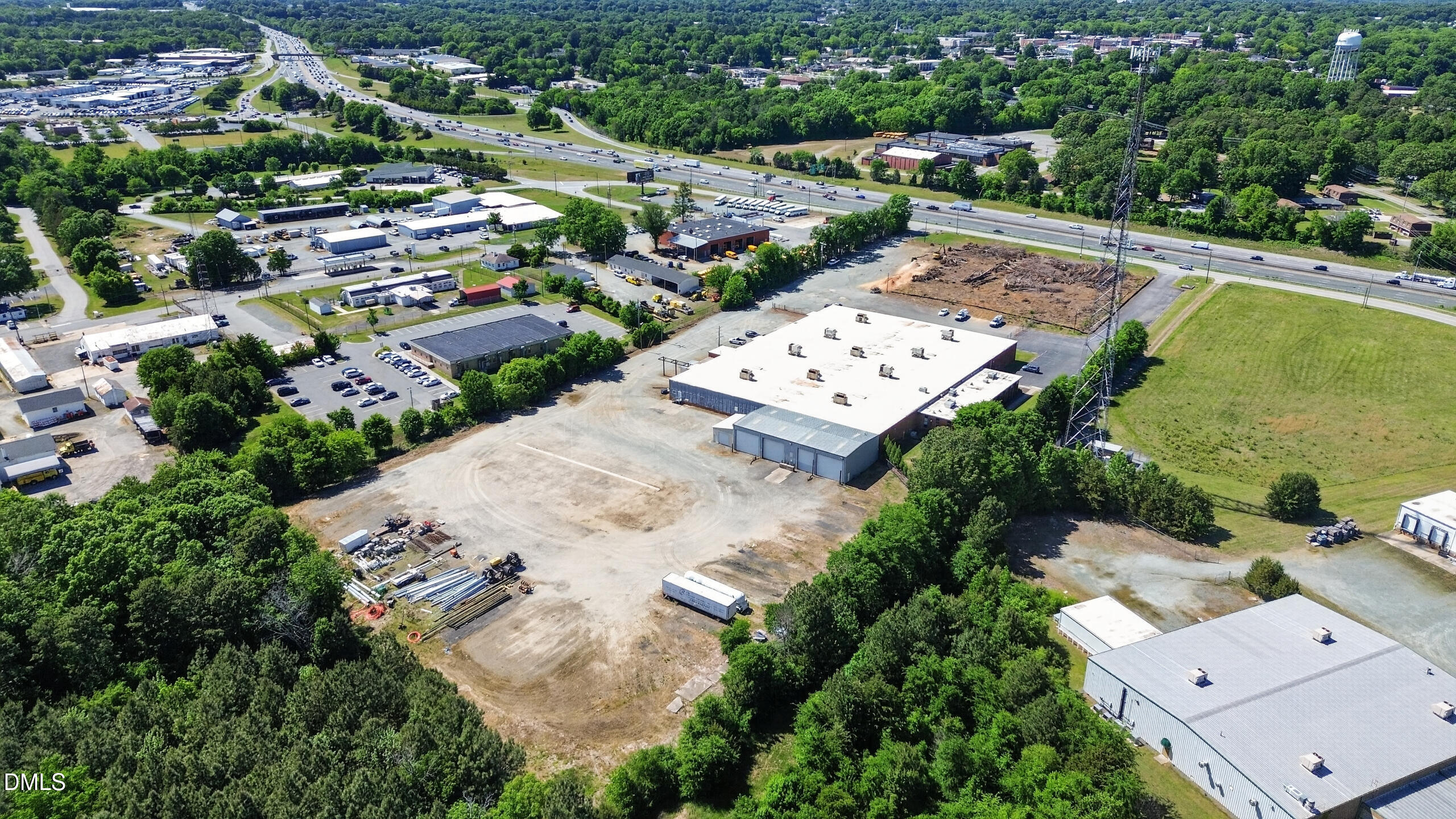 410 E Interstate Service Road Property Photo 29