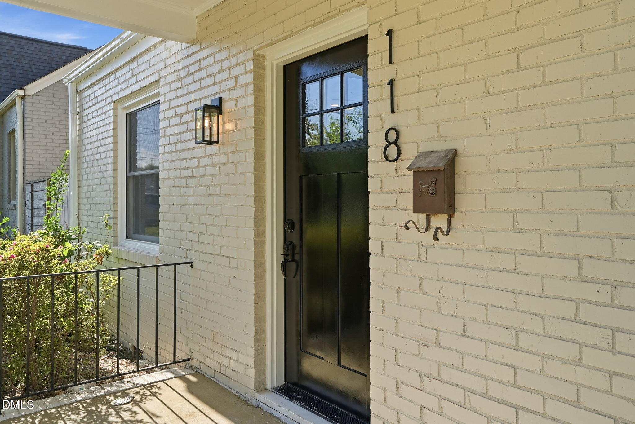 118 Davidson Avenue Property Photo 8
