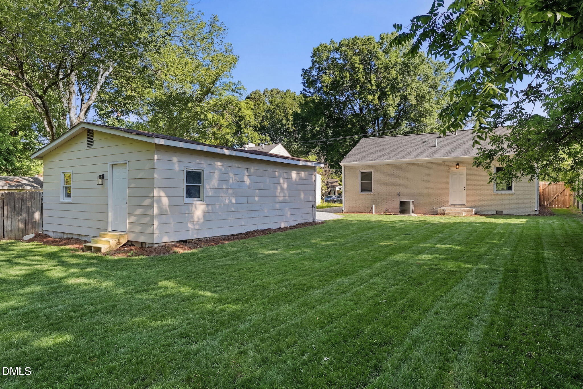 118 Davidson Avenue Property Photo 58