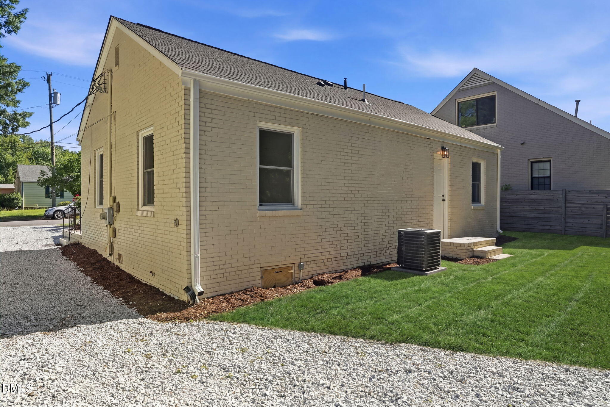 118 Davidson Avenue Property Photo 61