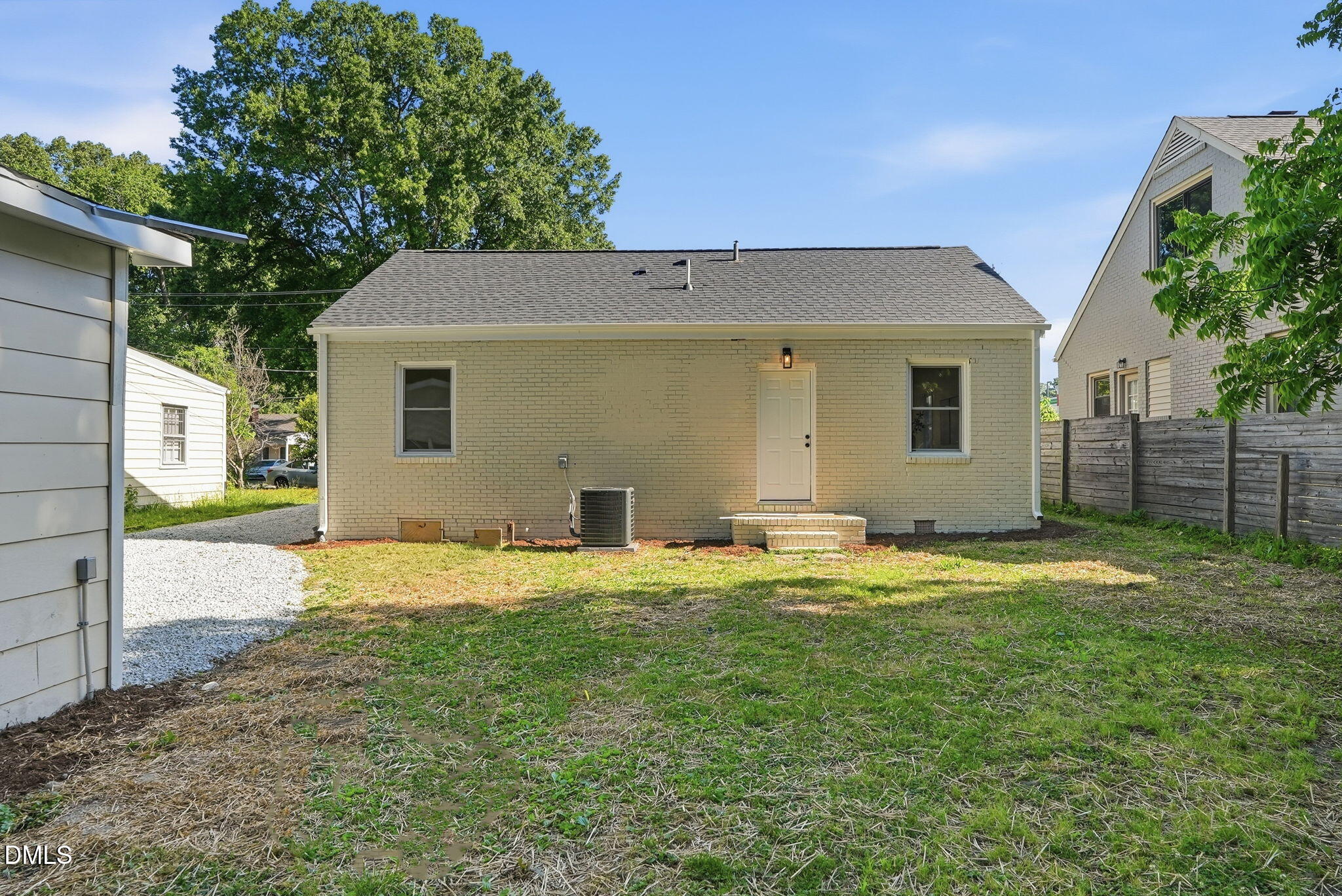118 Davidson Avenue Property Photo 62