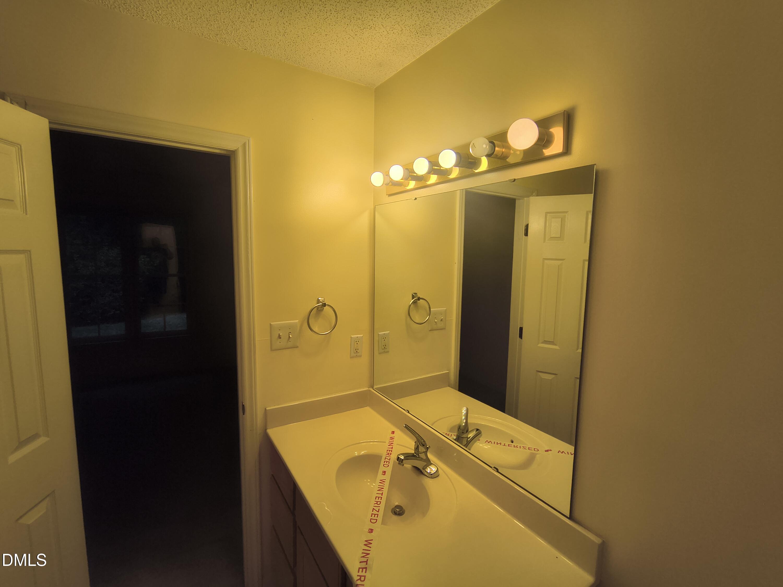 9 Crystal Oaks Court Property Photo 9