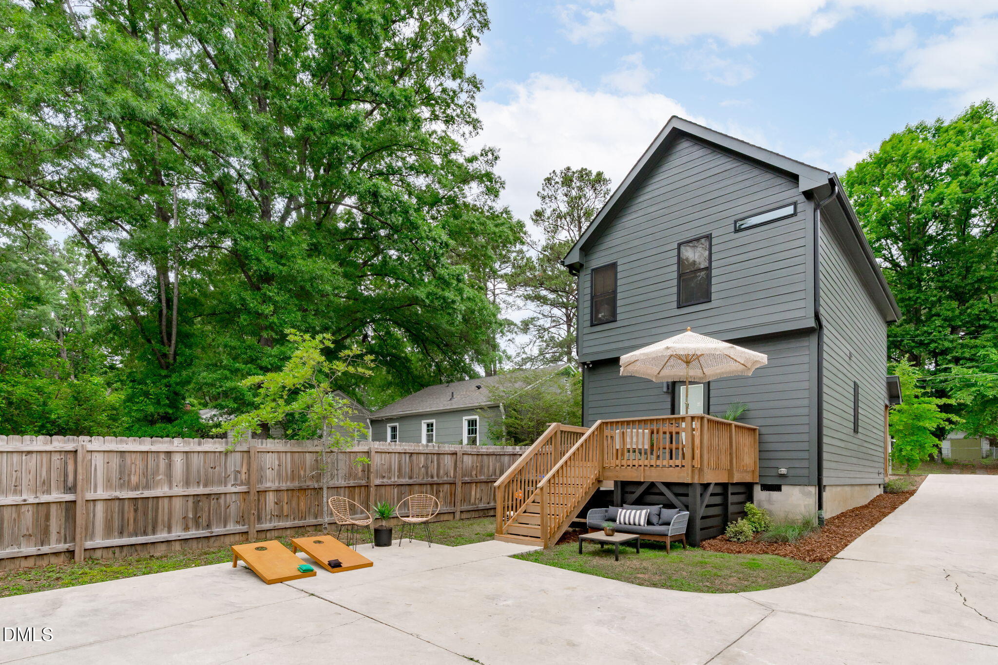 612 E Ellerbee Street Property Photo 25