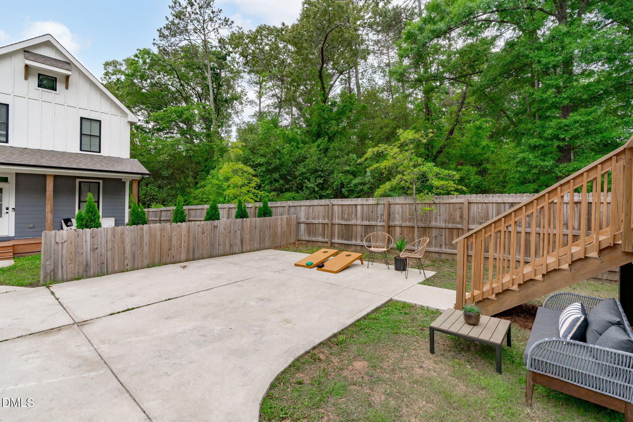 612 E Ellerbee Street Property Photo 27