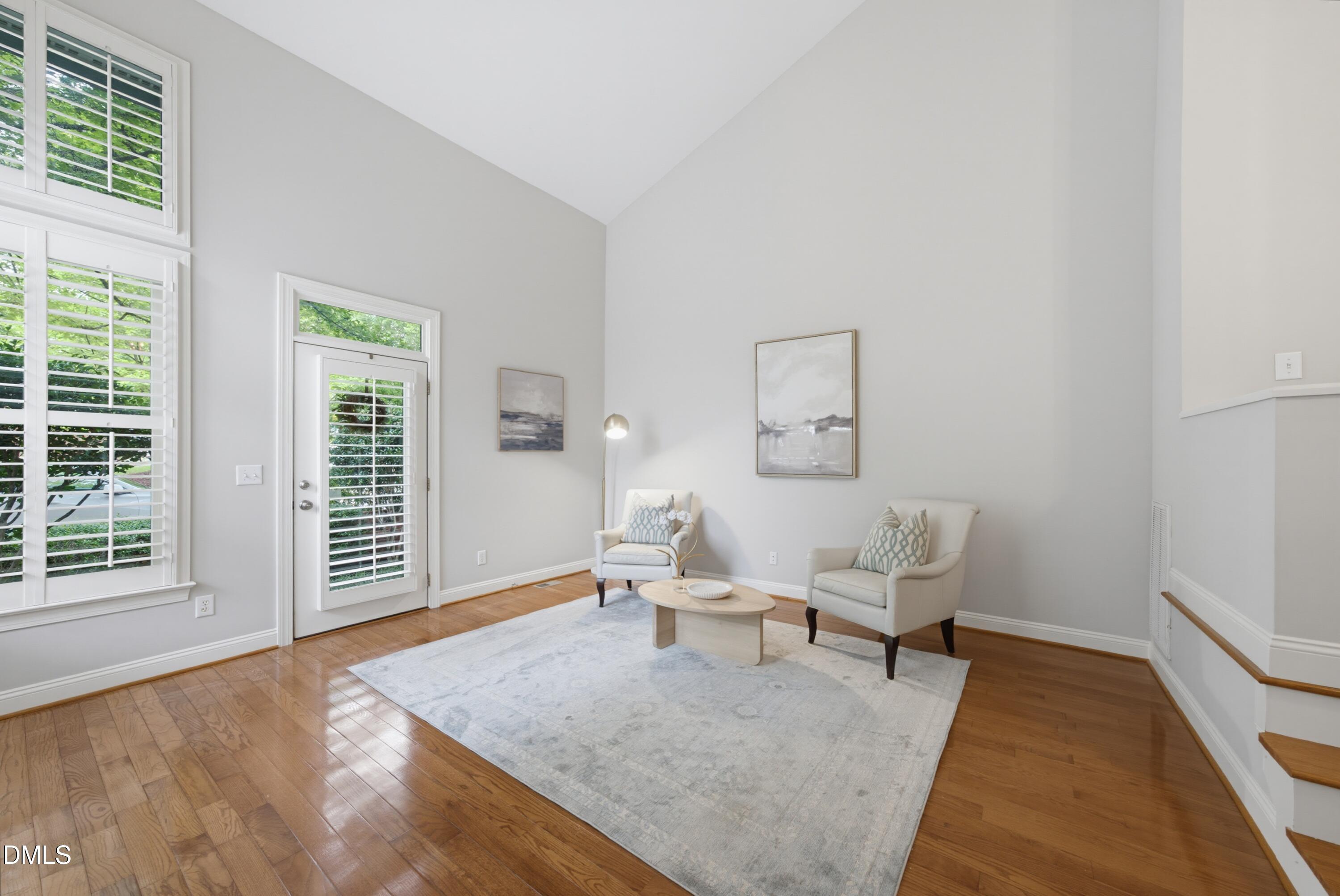 8110 Lloyd Allyns Way Property Photo 14