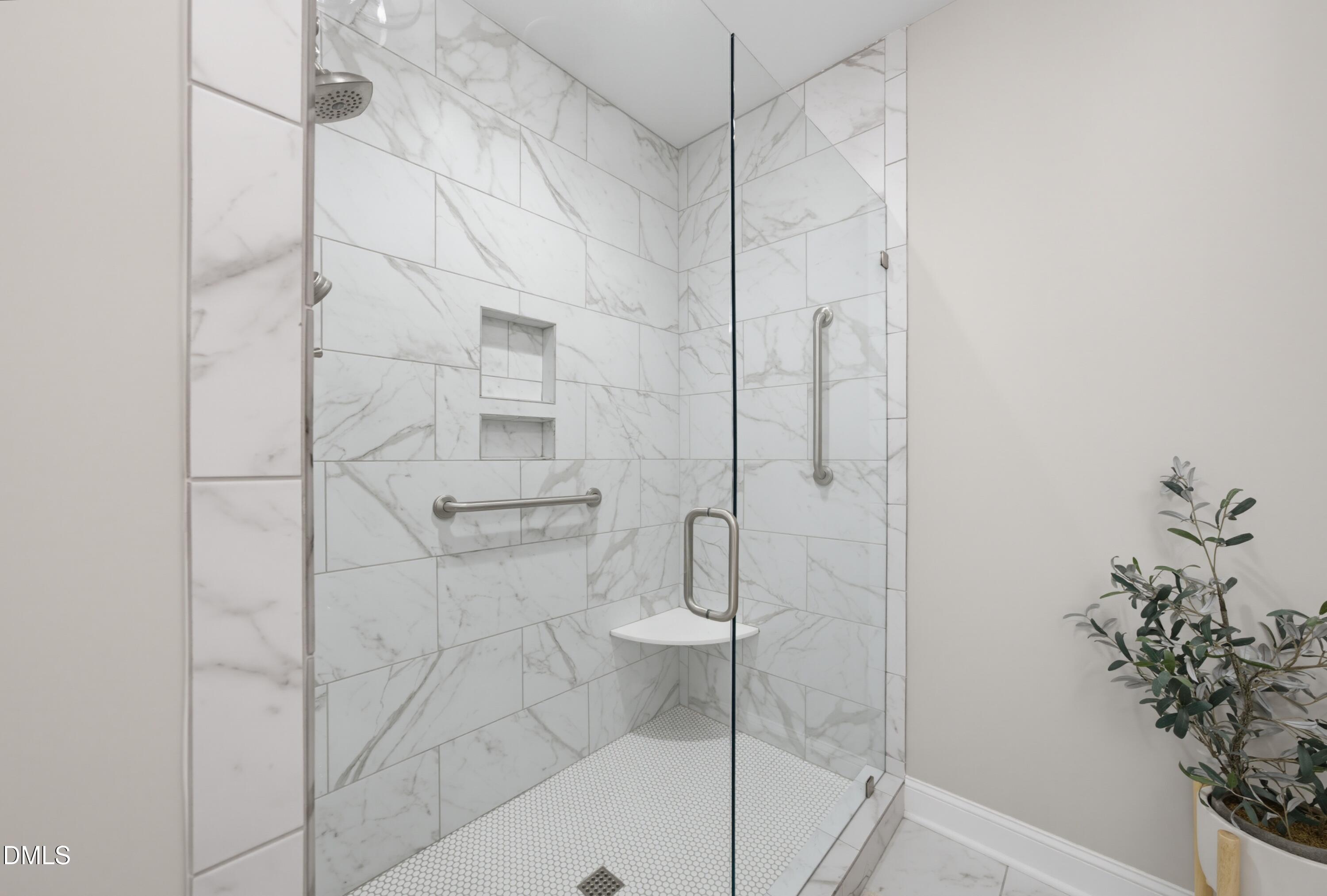 8110 Lloyd Allyns Way Property Photo 36