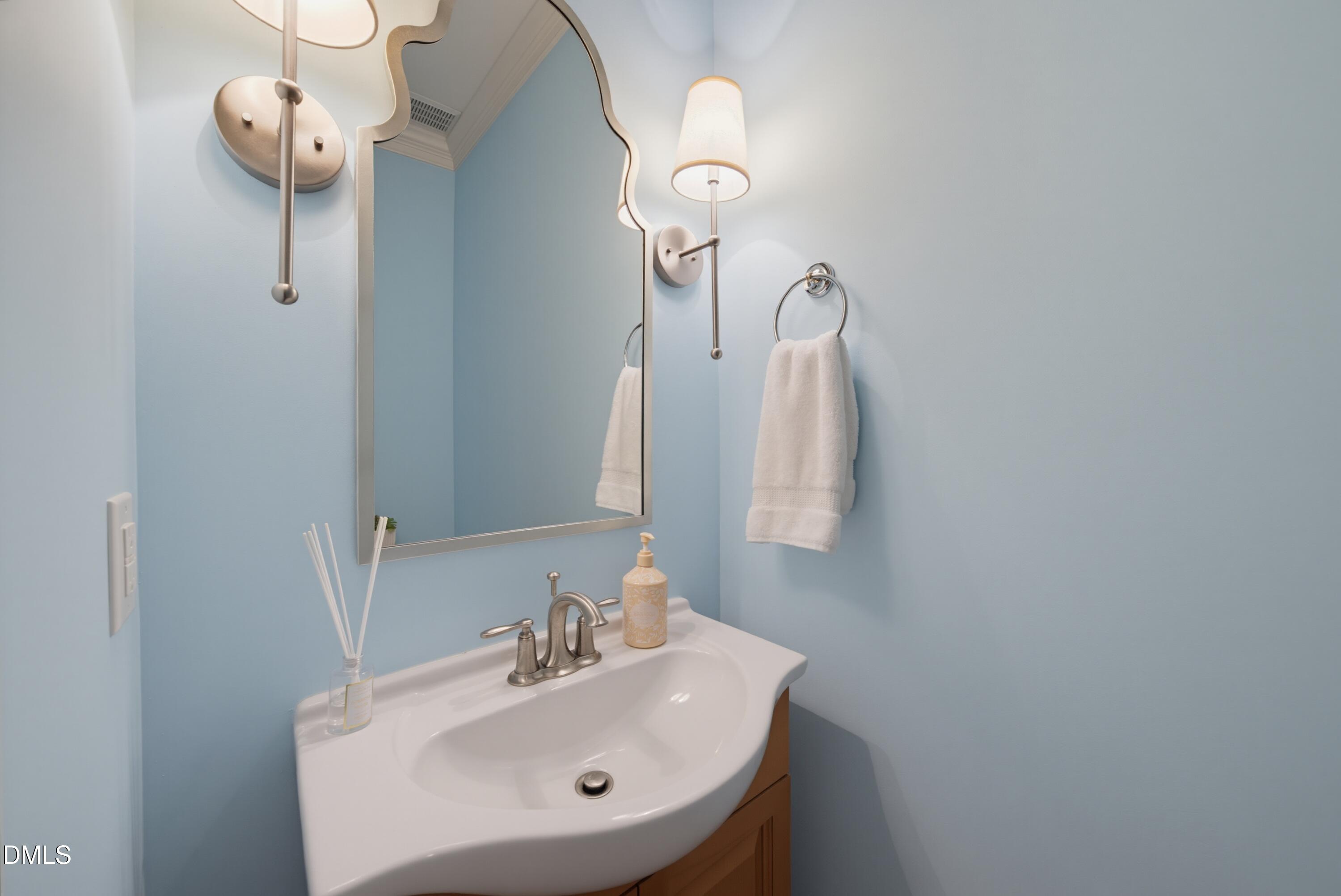 8110 Lloyd Allyns Way Property Photo 39