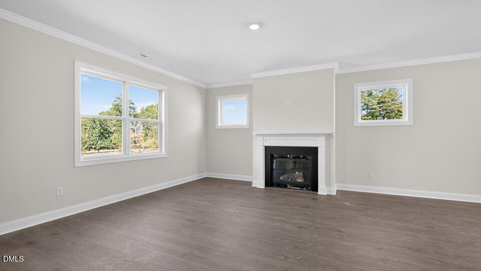 1532 Jasmine View Way Property Photo 8