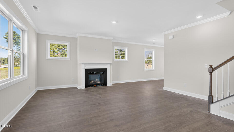 1532 Jasmine View Way Property Photo 9
