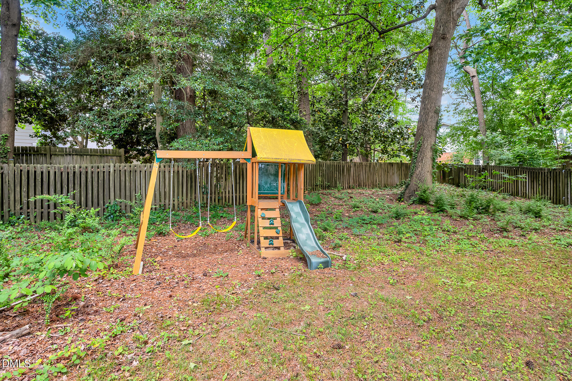 7500 Drayton Court Property Photo 24