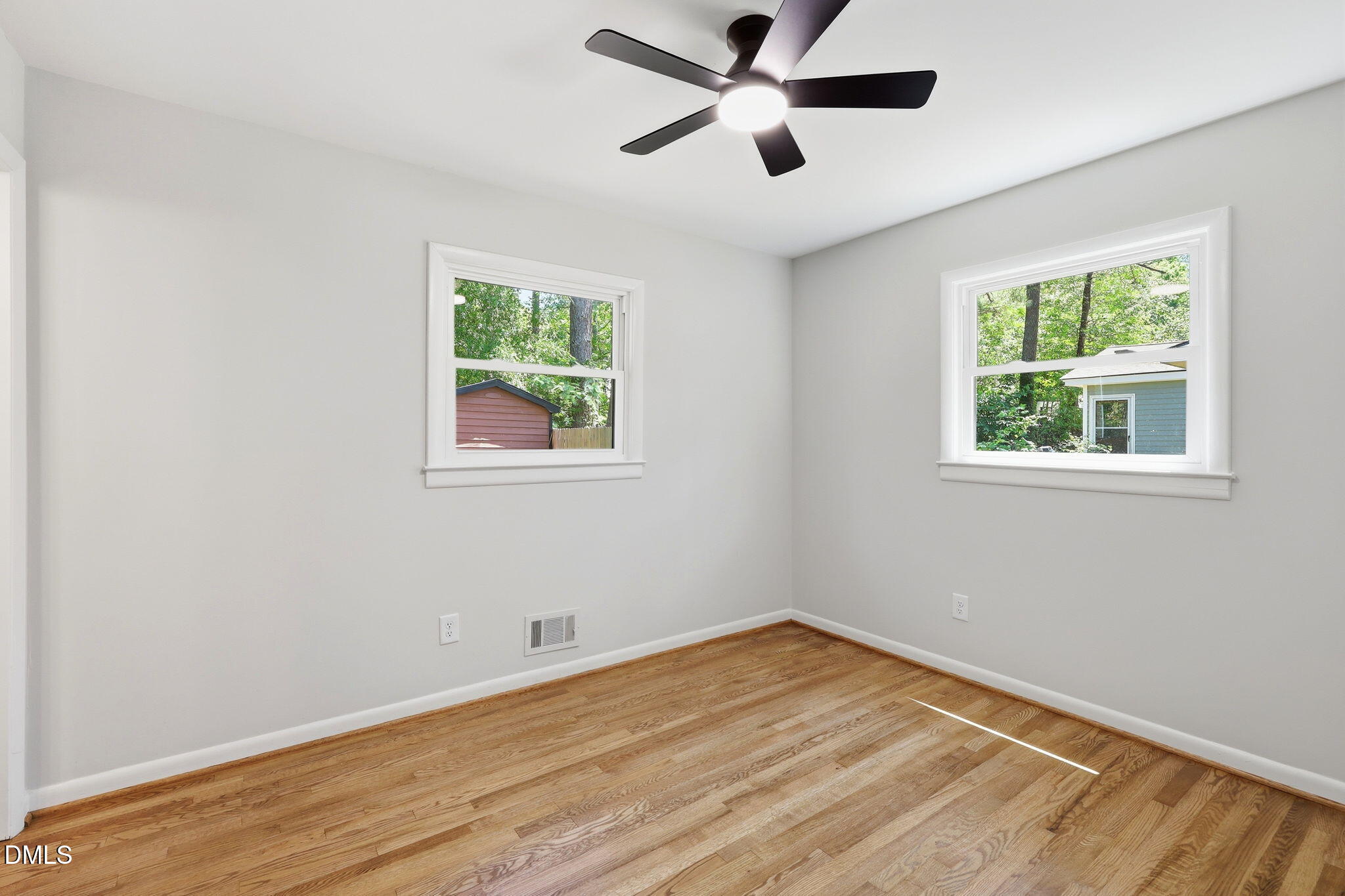 540 N Pine Street Property Photo 17