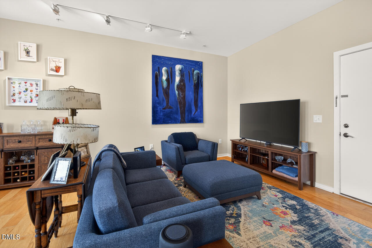 130 E Main Street 201 Property Photo 4