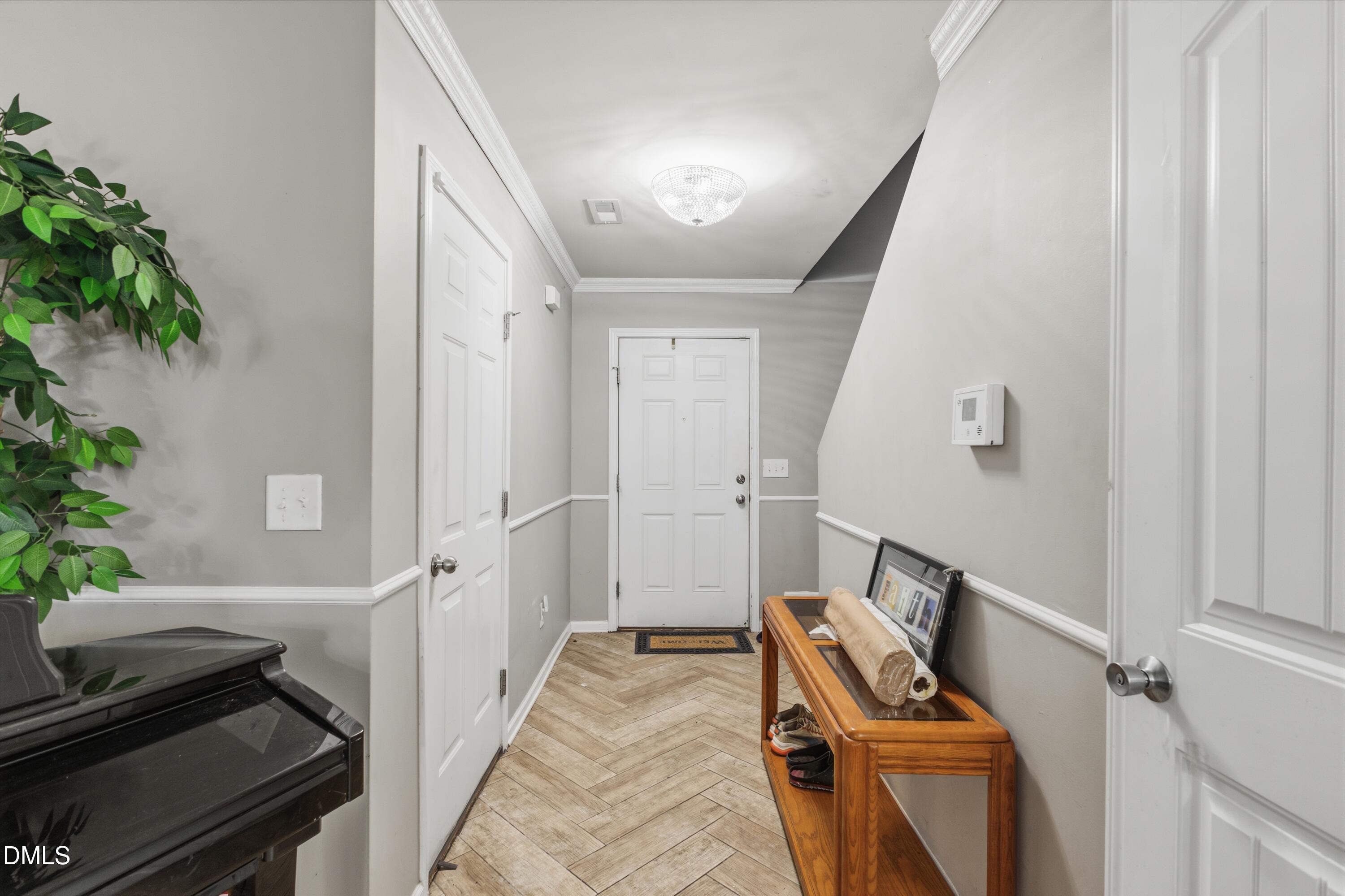 4349 Lyman Avenue Property Photo 4