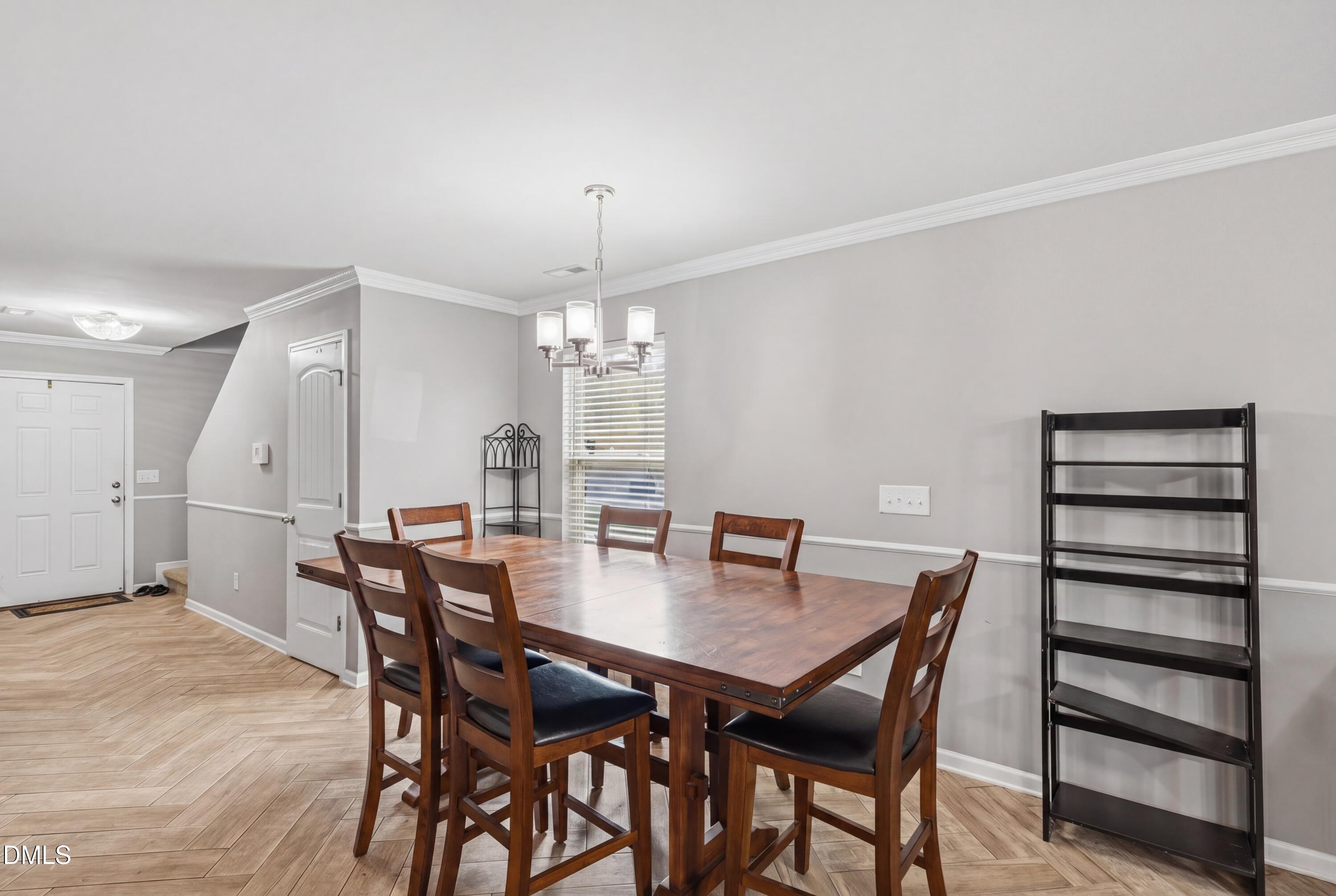 4349 Lyman Avenue Property Photo 6