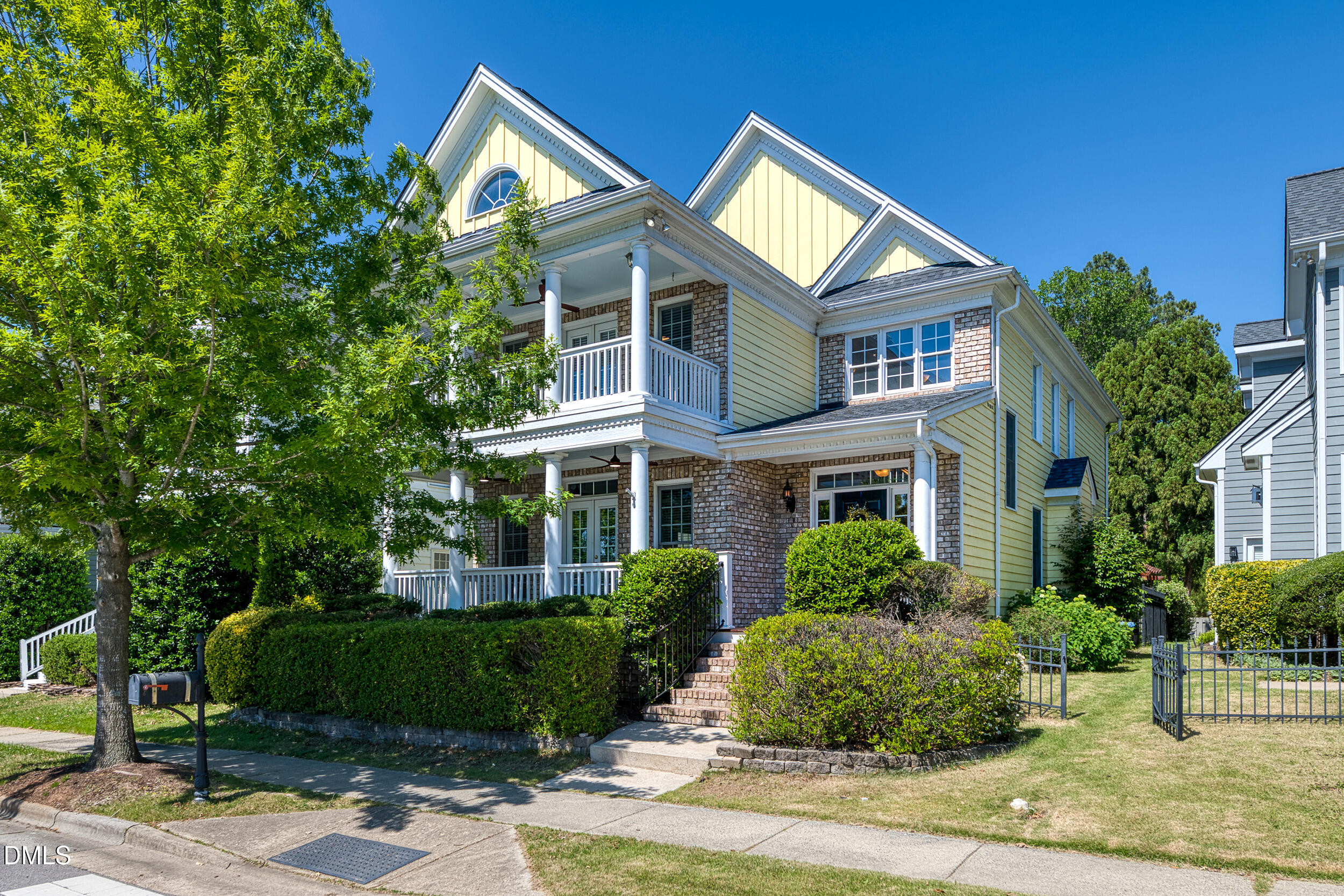 517 Commons Walk Circle