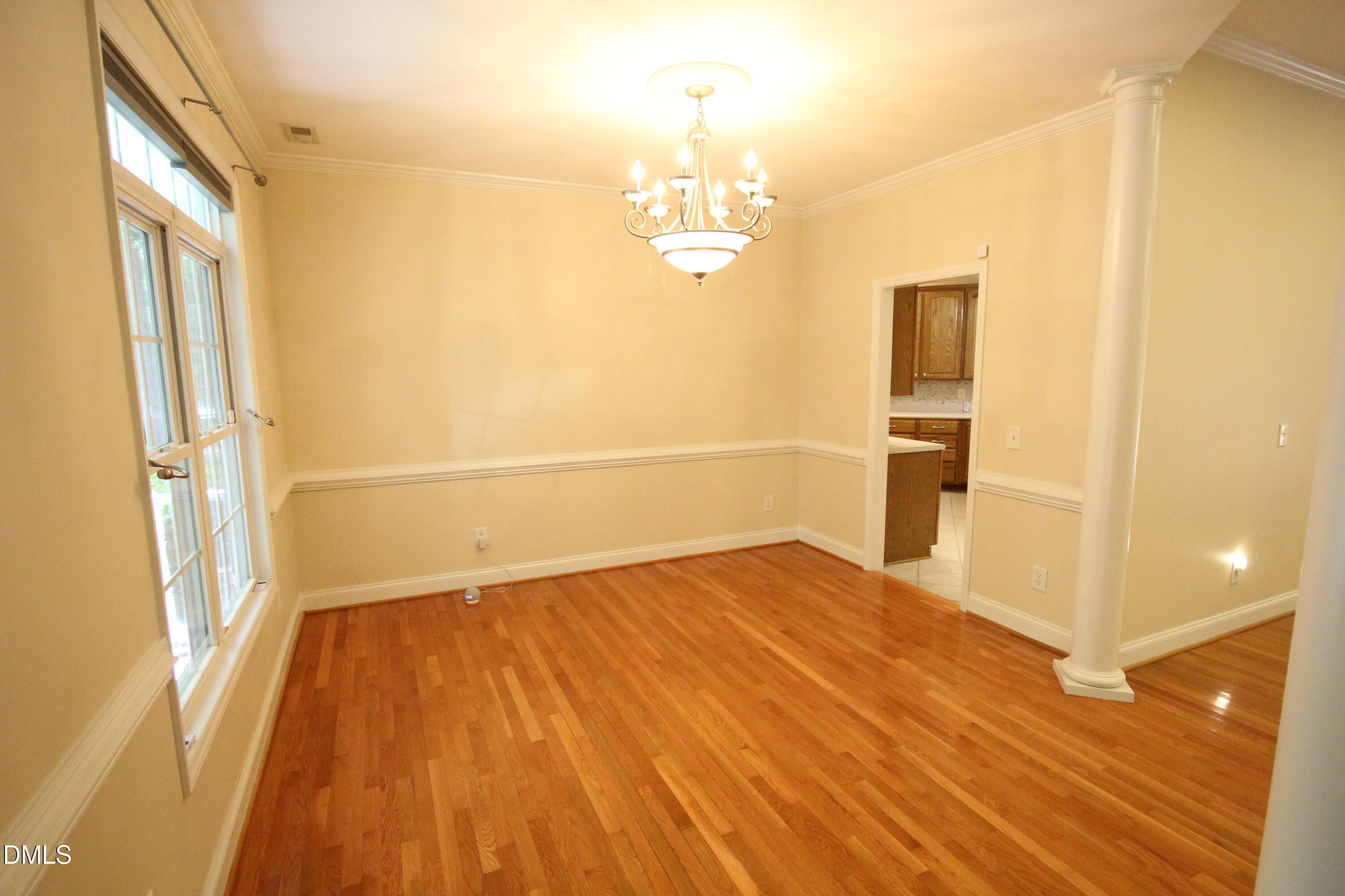 1102 Falling Stream Property Photo 17